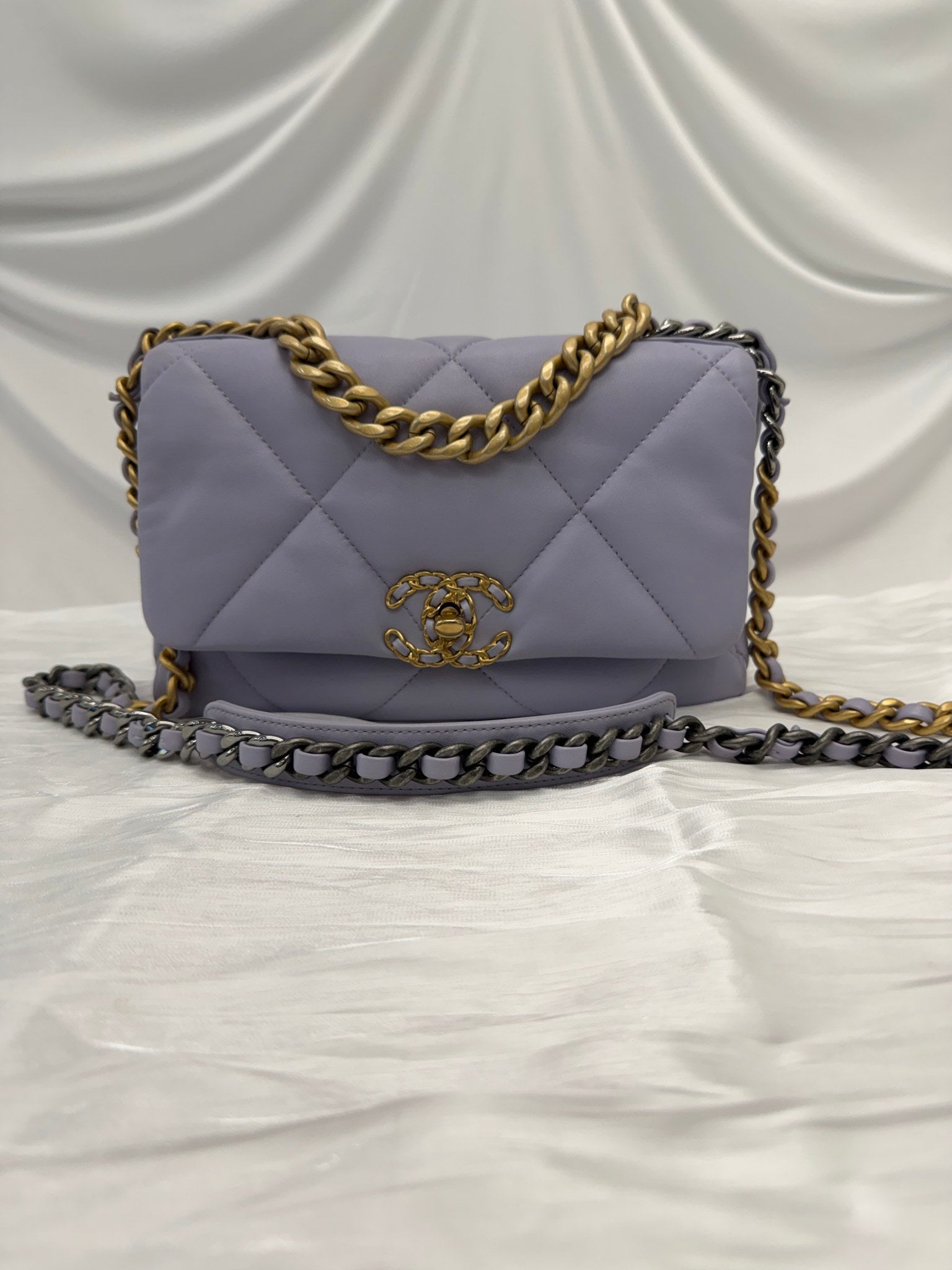 Chanel Lilac Lambskin Quilted Medium Chanel 19 Flap