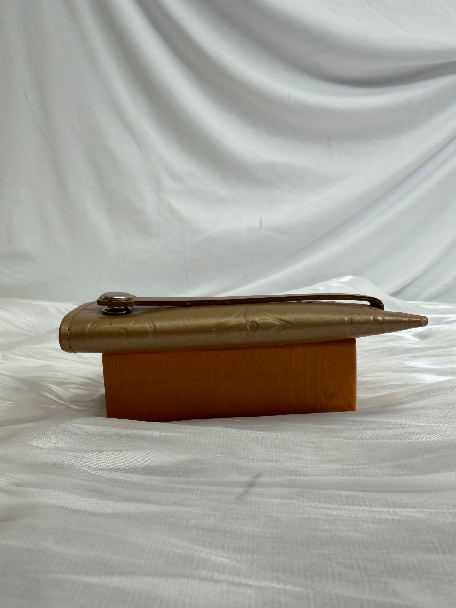 Louis Vuitton Monogram Gold Matte Vernis Key Holder