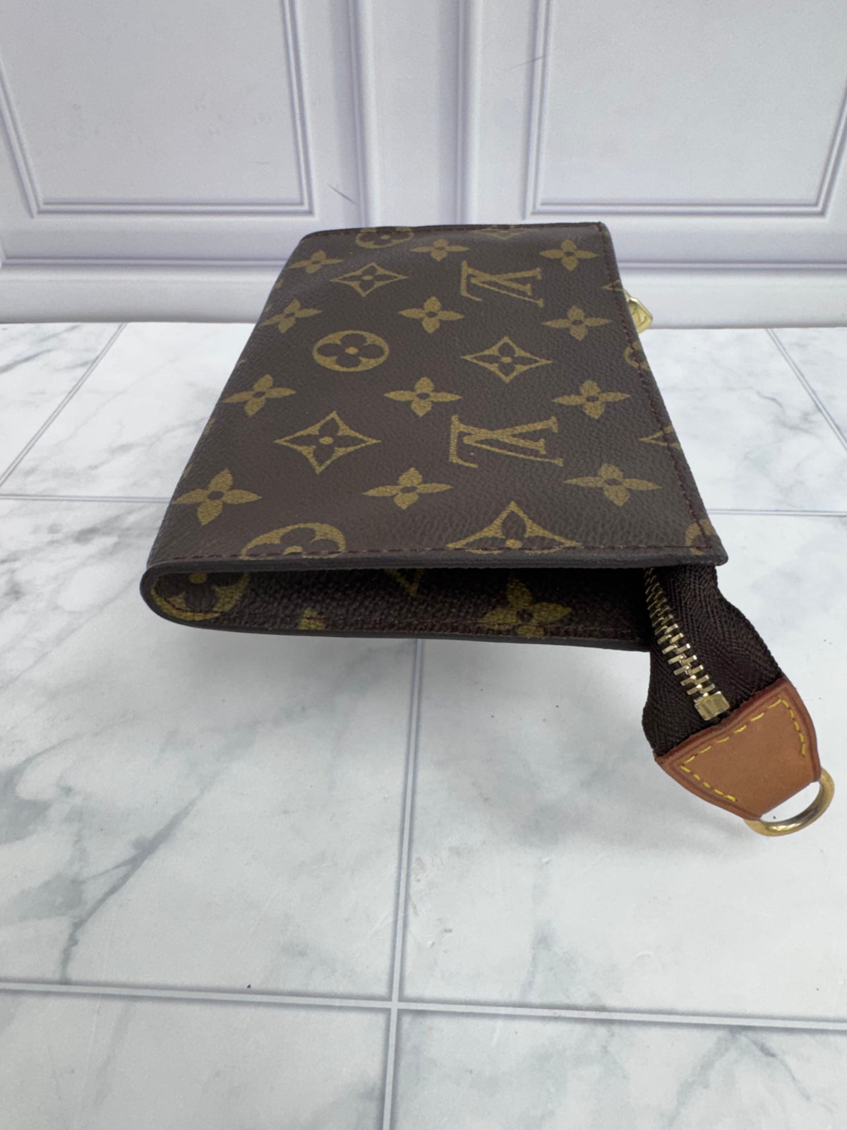 Louis Vuitton Monogram Bucket Pouch