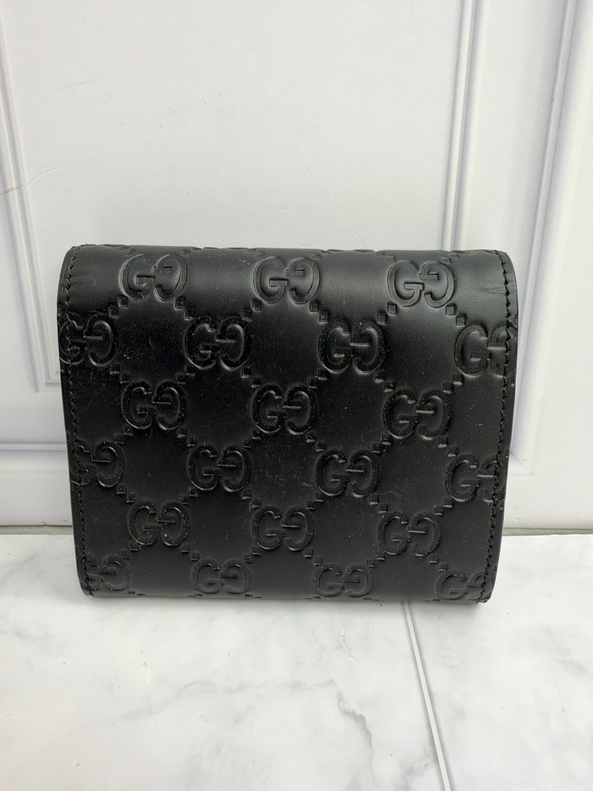 LIKE NEW - Gucci Black GG Embossed Leather Padlock Compact Wallet