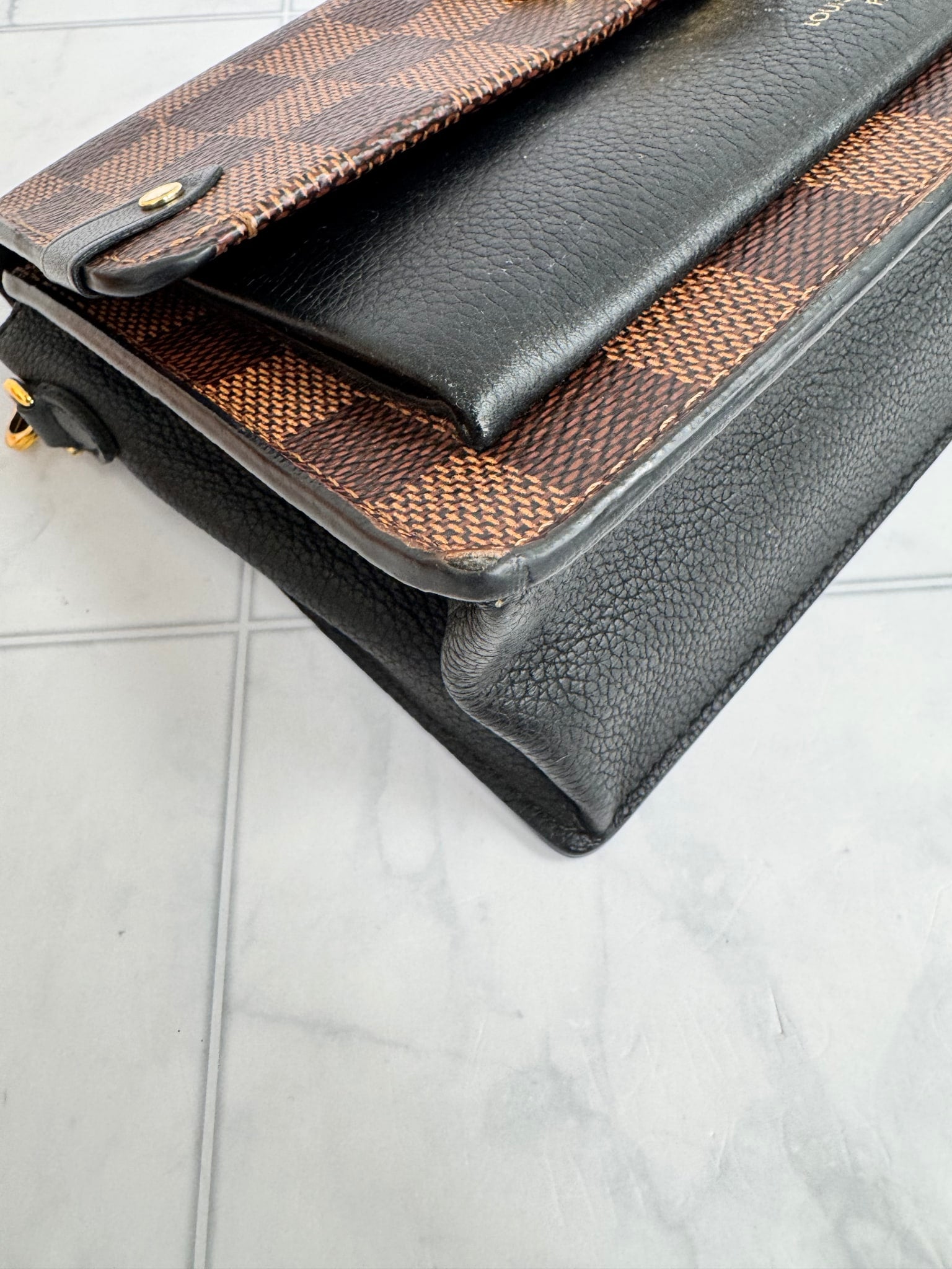 Louis Vuitton Damier Ebene Black Vavin Wallet On A Chain