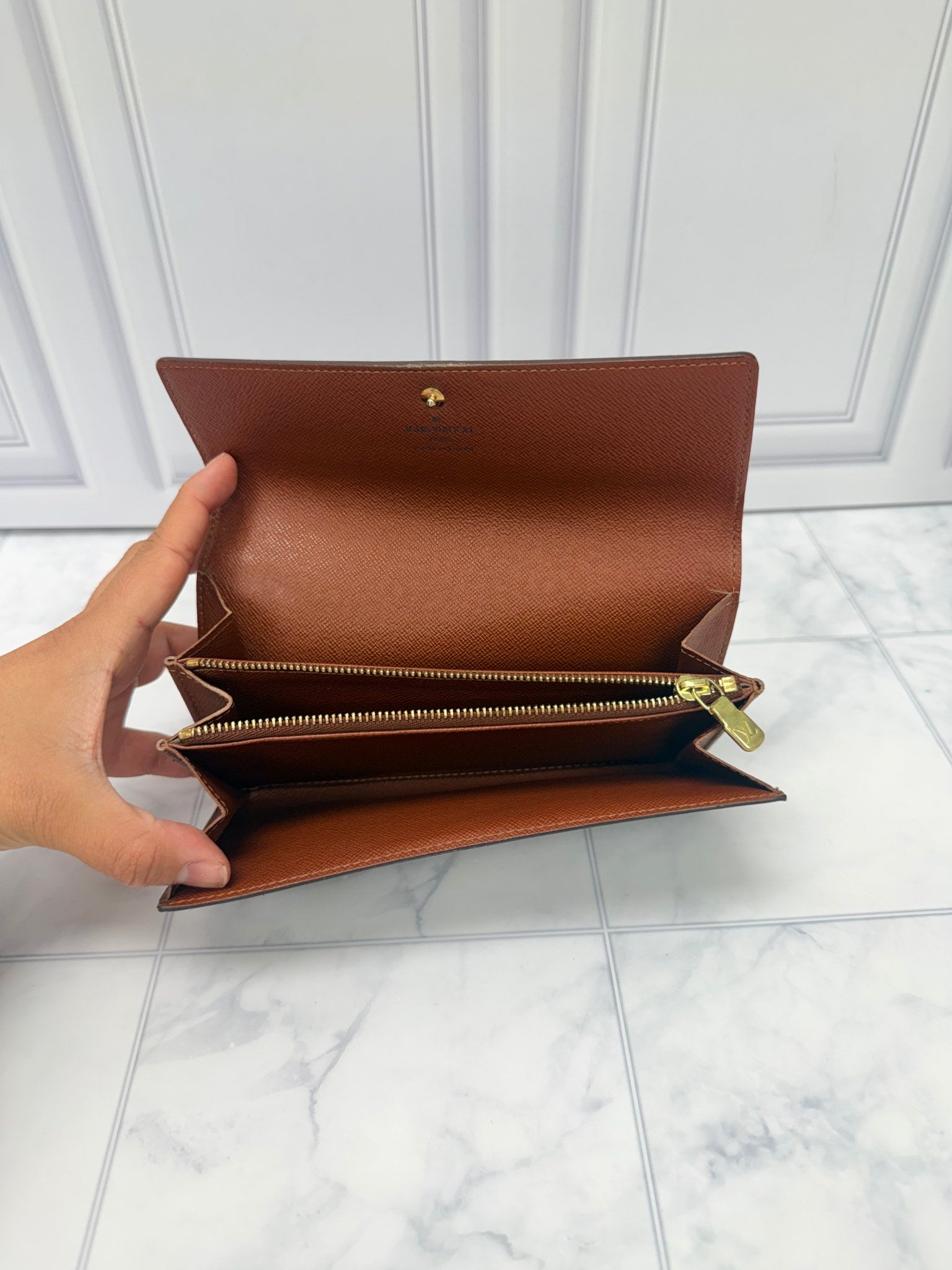 Louis Vuitton Monogram Sarah Wallet