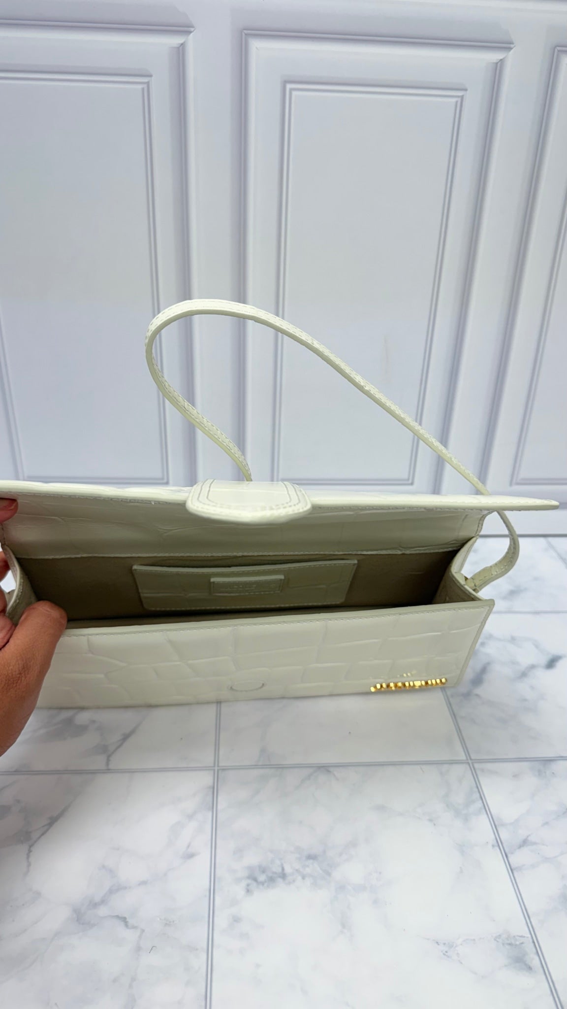 BRAND NEW - Jacquemus White Croc Embossed Leather Le Bambino Long Shoulder Bag