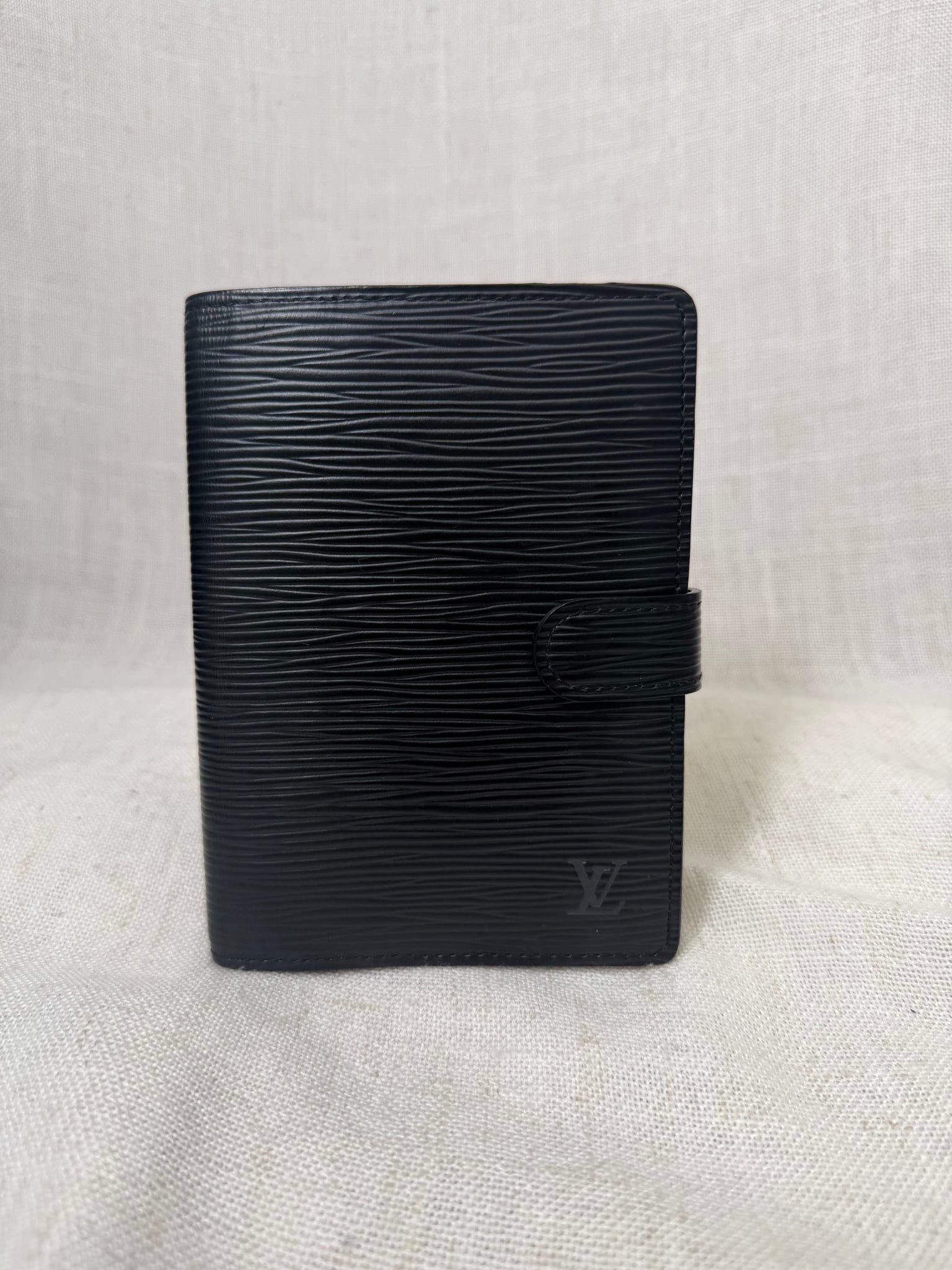 Louis Vuitton Black Epi Leather Passport Agenda PM