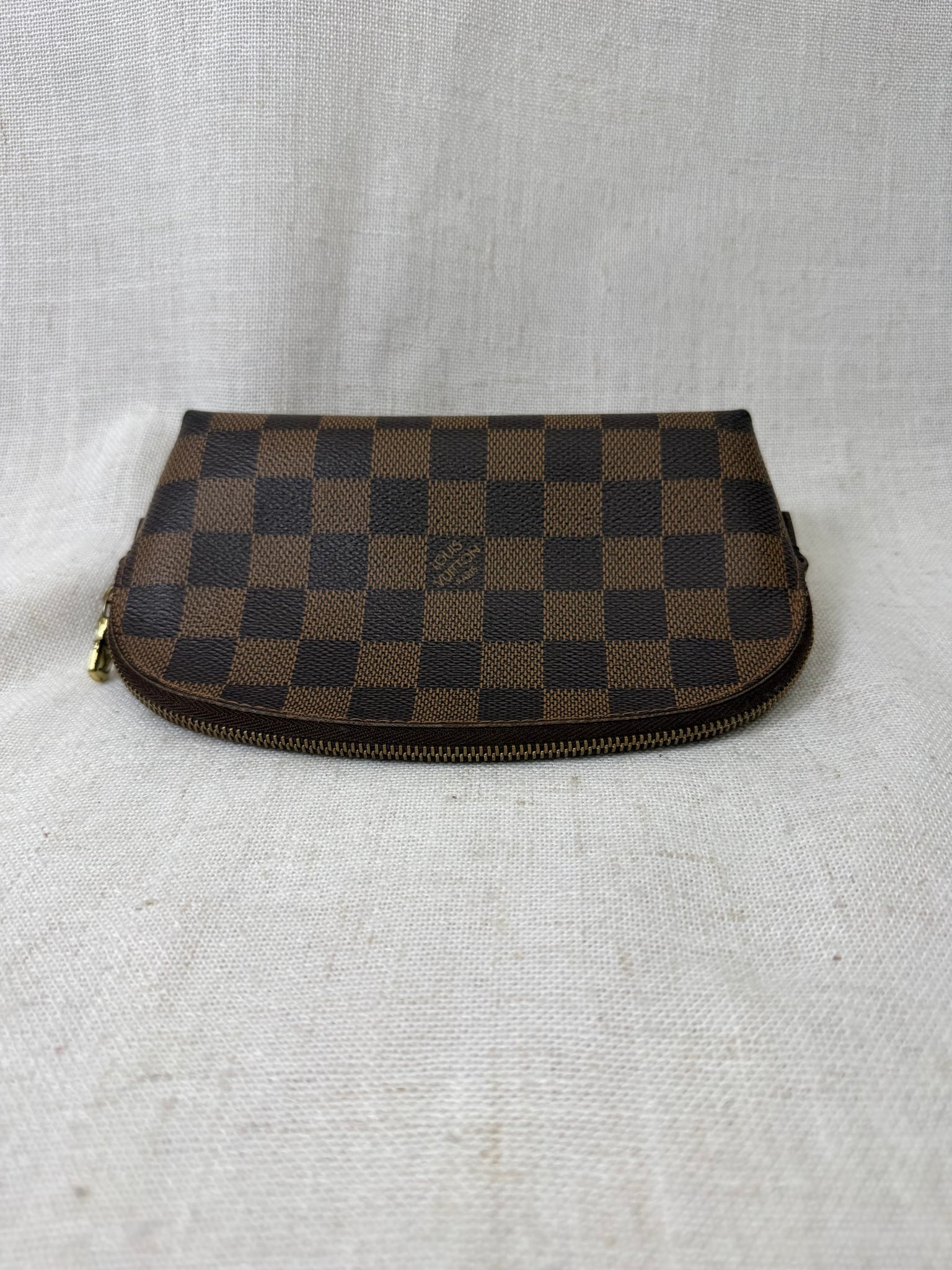 Louie Vuitton Damier Ebene Cosmetic Pouch
