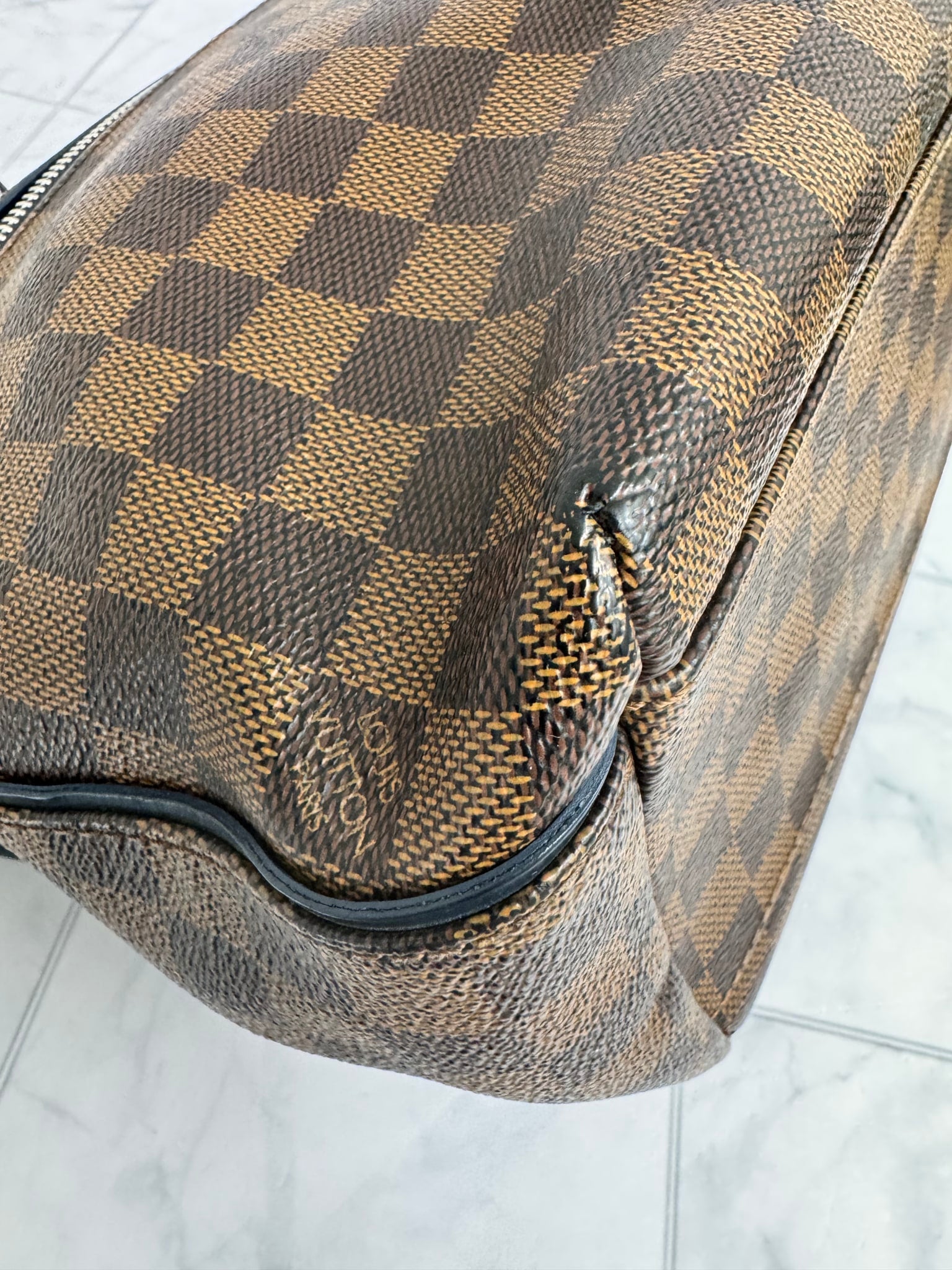 Louis Vuitton Damier Ebene Sprinter Messenger Bag MM