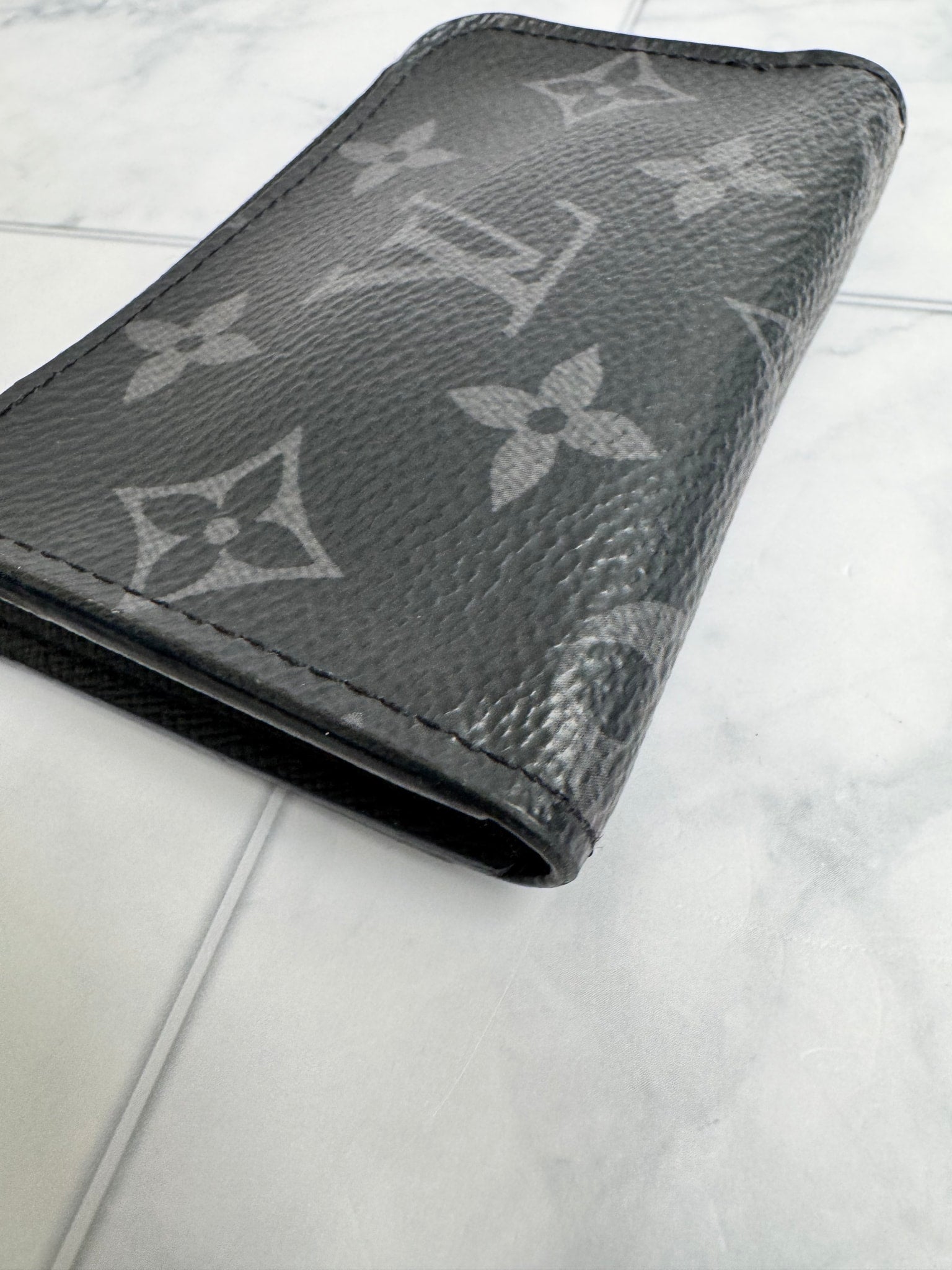 Louis Vuitton Monogram Eclipse Porte Monnaie Jules Coin Wallet