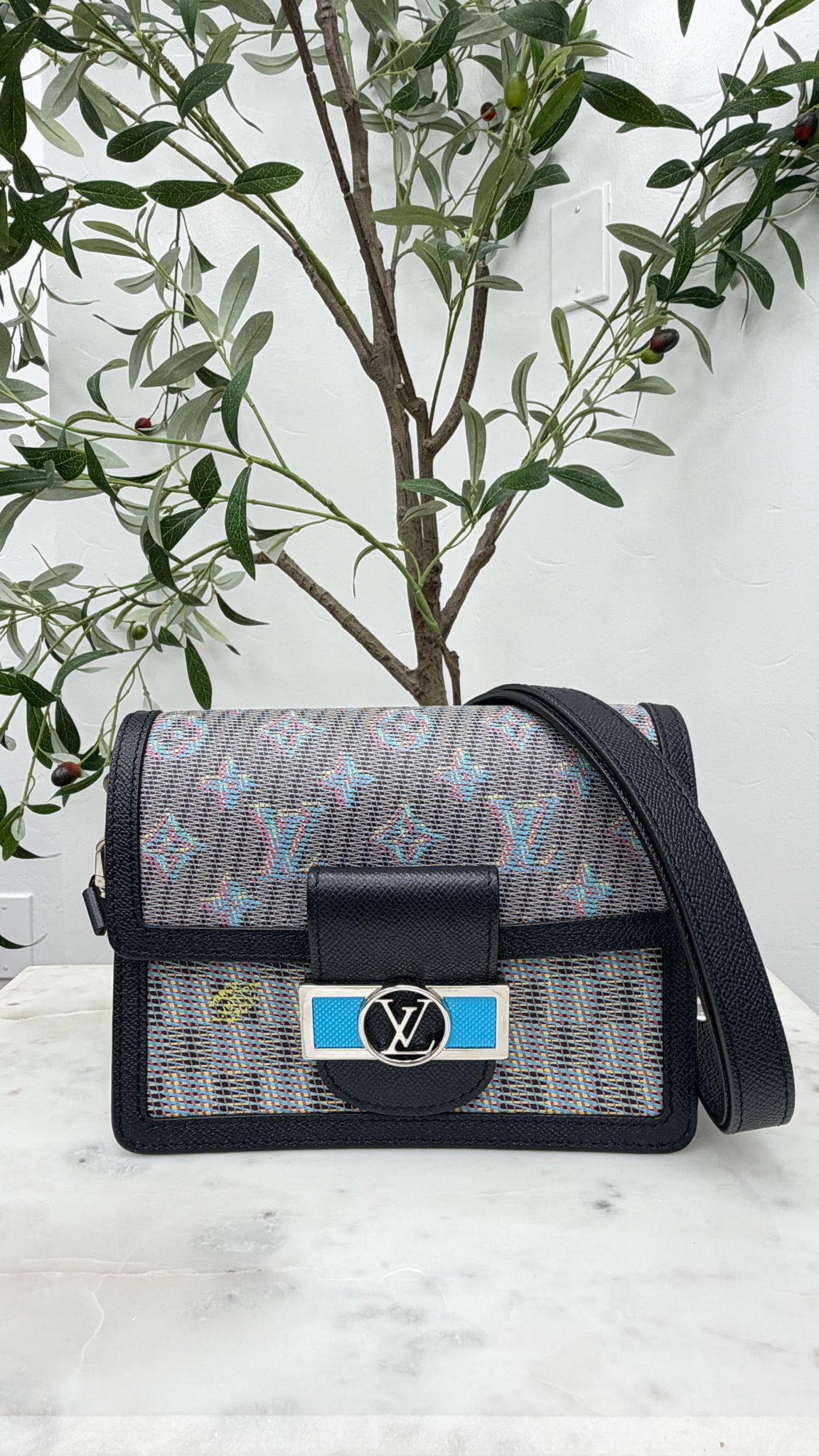 LIKE NEW - Louis Vuitton Monogram LV Pop Mini Crossbody