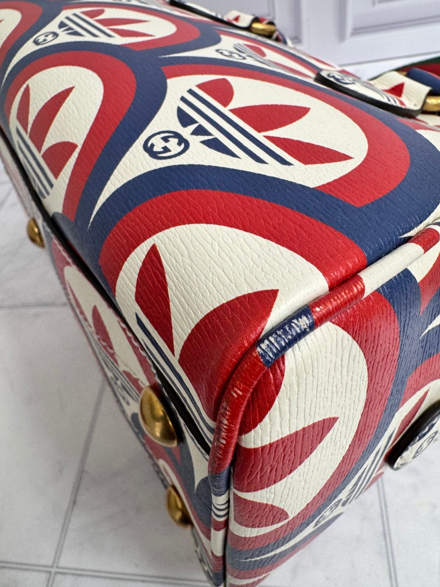 Gucci x Adidas Red Blue White Grained Leather 2Way Bag