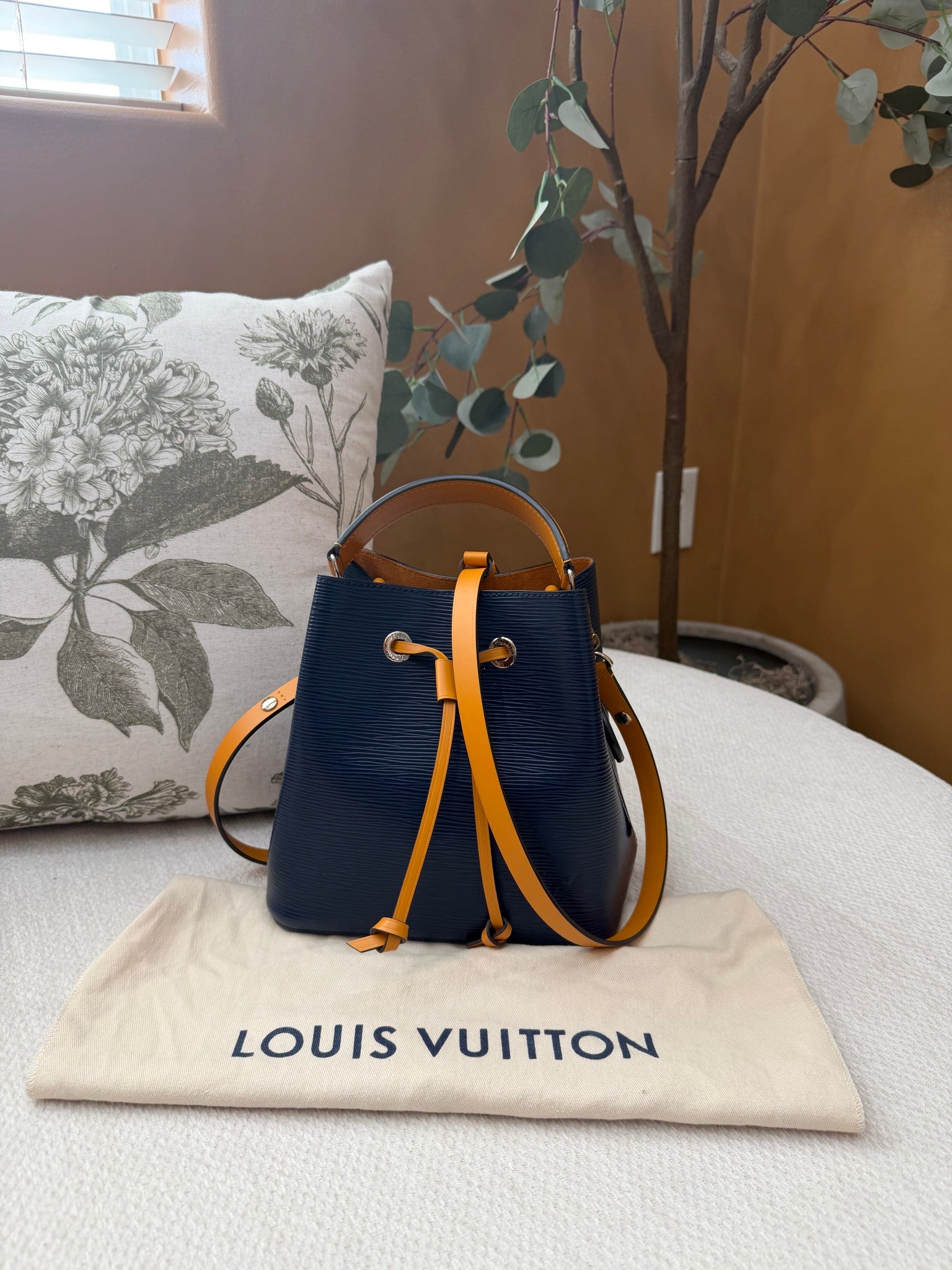 LIKE NEW - Louis Vuitton Navy Epi Leather Neon BB Handbag