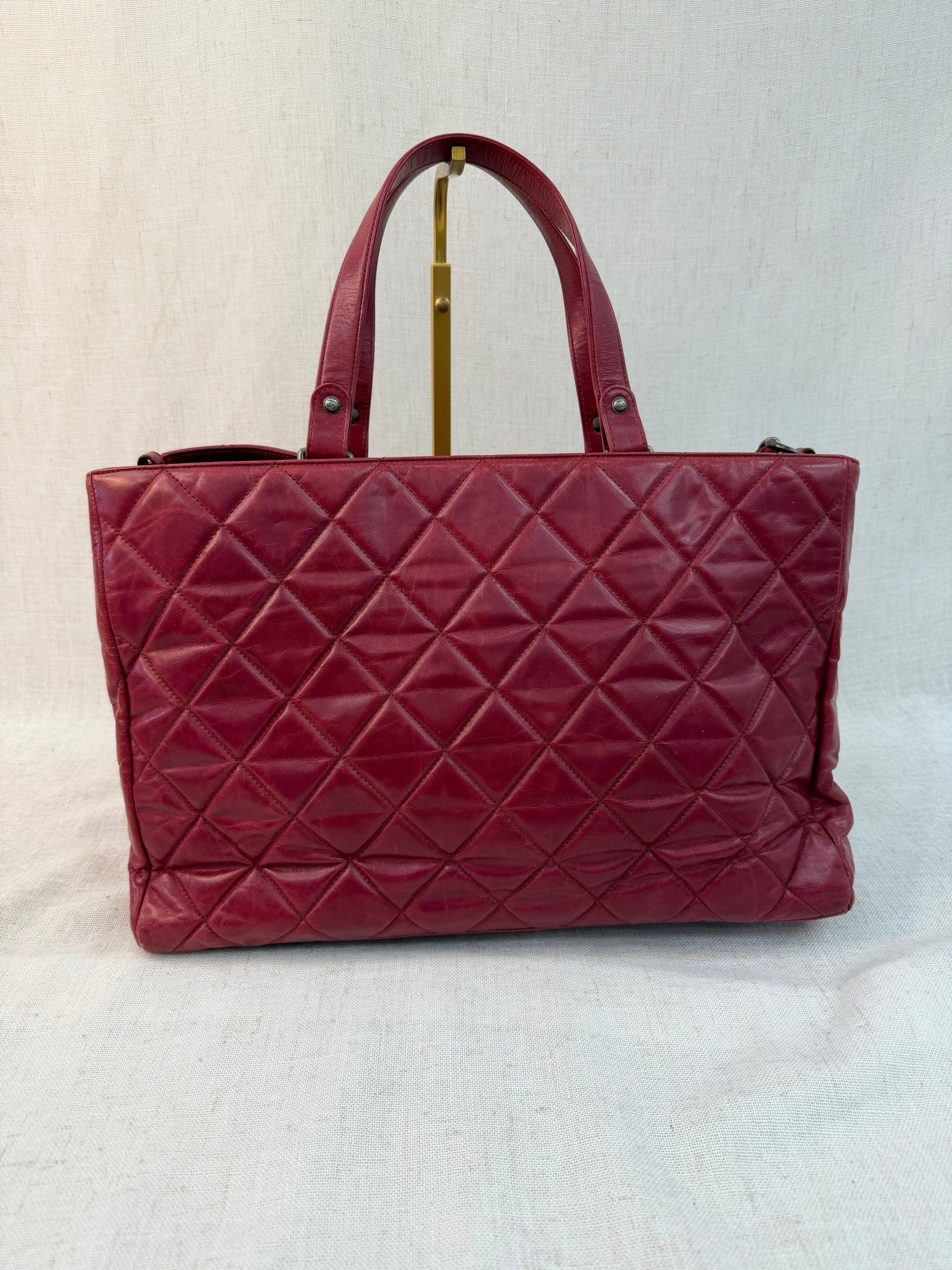 Chanel Red Calfskin Glazed Quilted Glazed Large On The Road Tote Bag