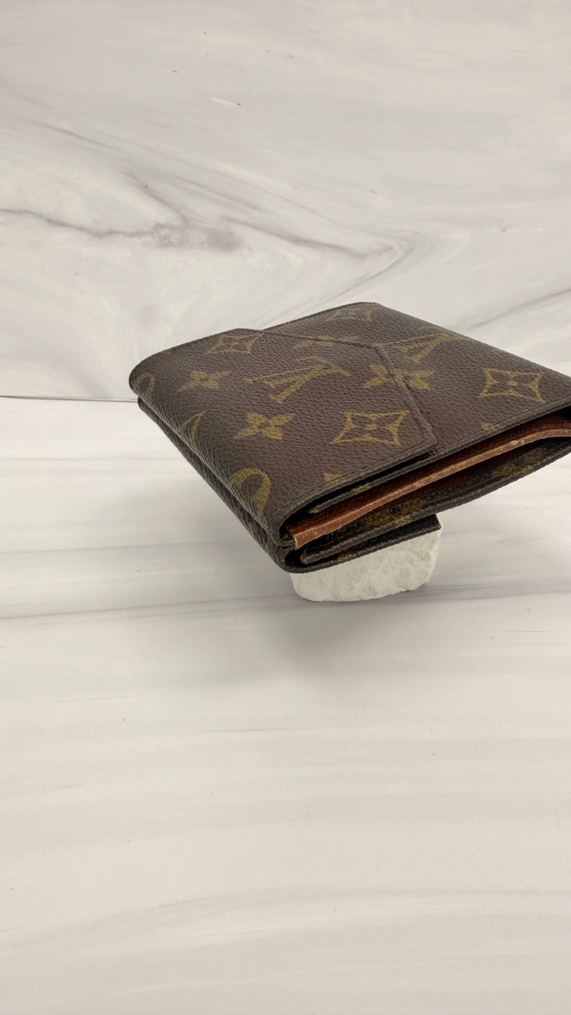 Louis Vuitton Monogram Elise Compact Wallet