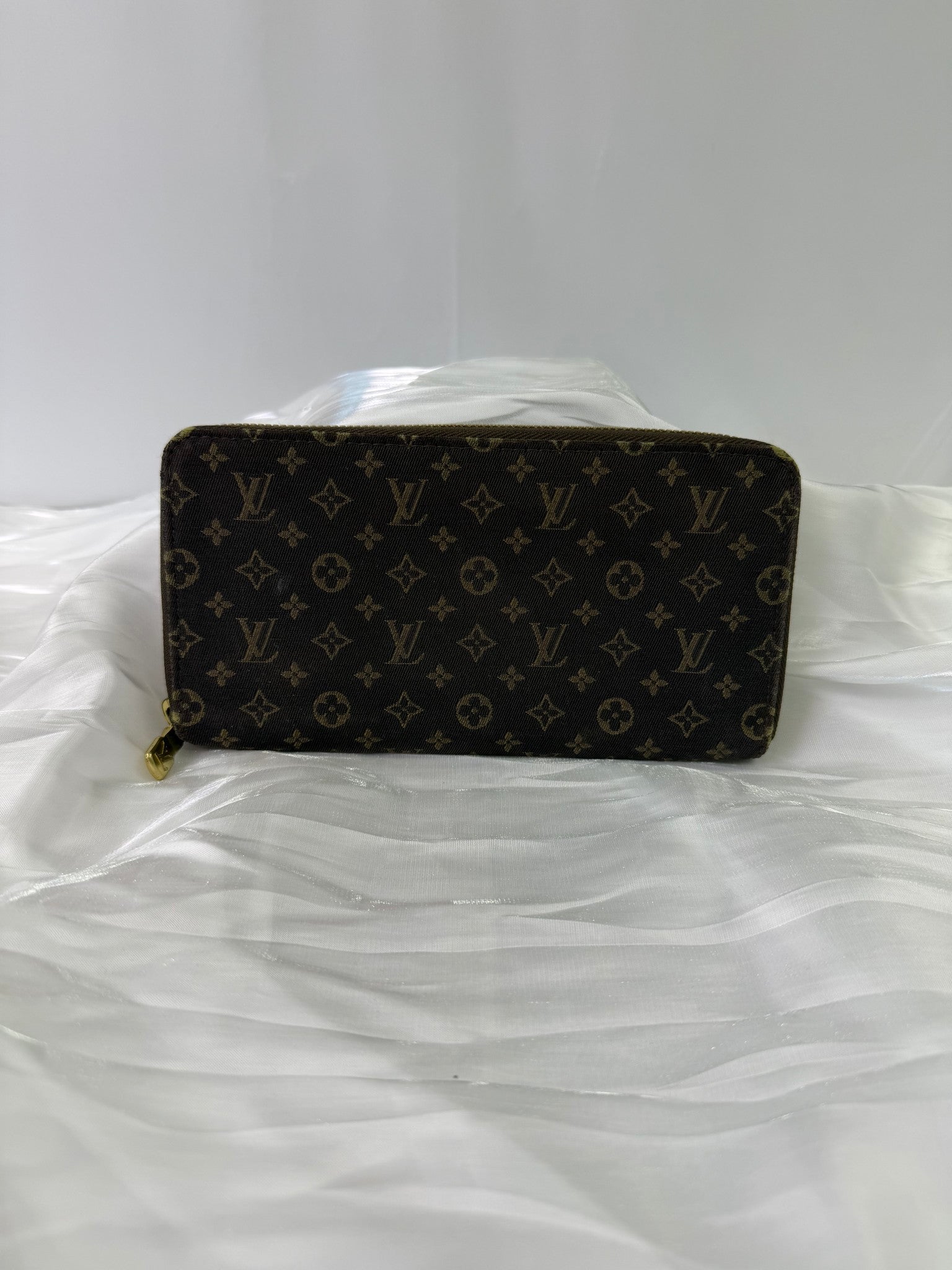 Louis Vuitton Brown Canvas Mini Lin zippy wallet
