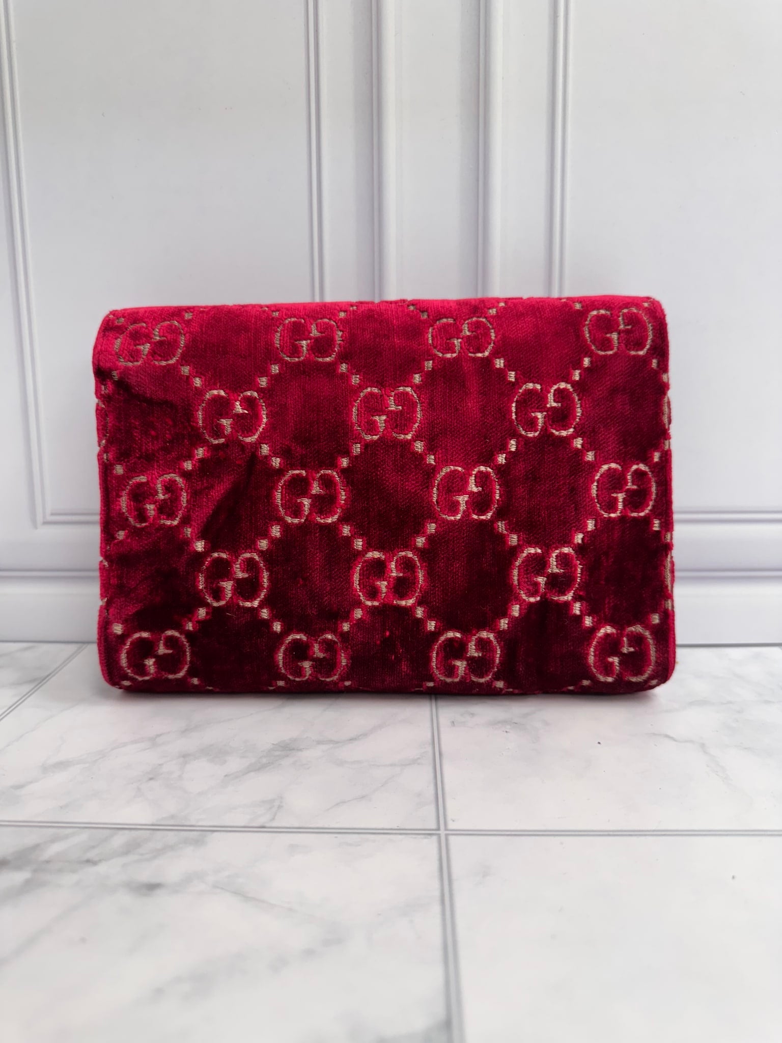 Gucci Red Velvet Dionysus Super Mini Wallet On A Chain