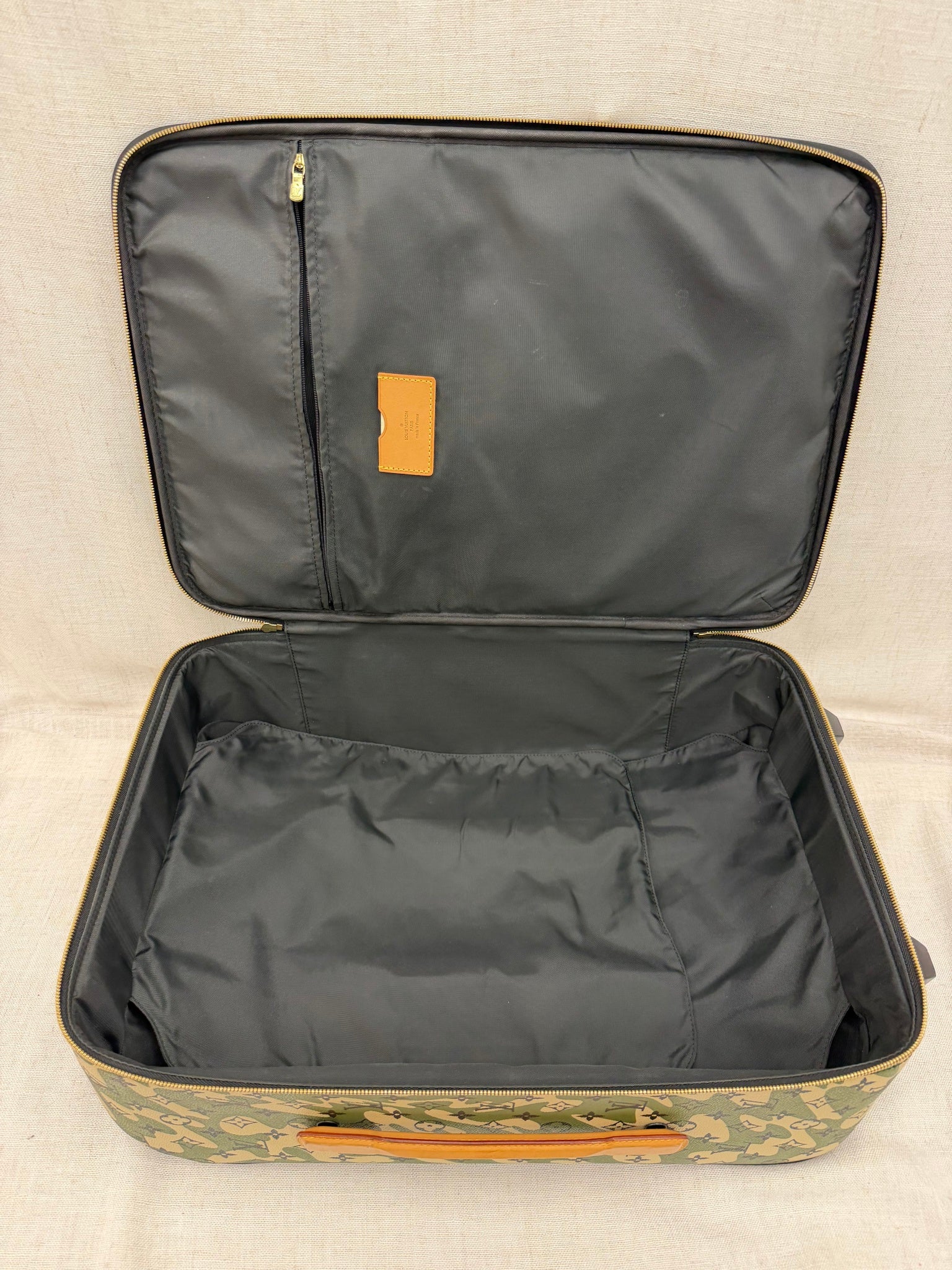 Louis Vuitton x Murakami Limited Edition Monogramouflage Pegase 60 Rolling Luggage