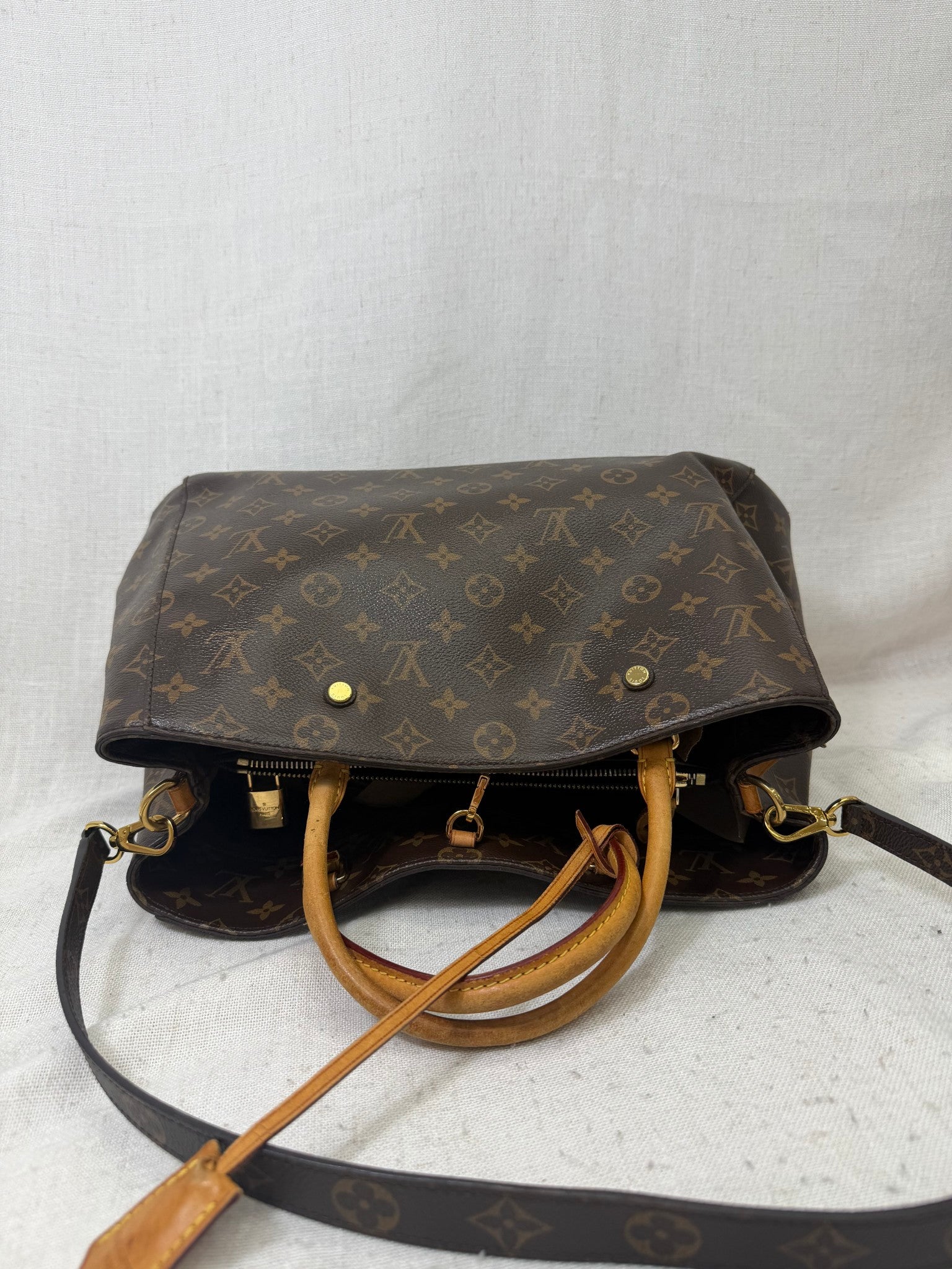 Louis Vuitton Monogram Montaigne GM Bag