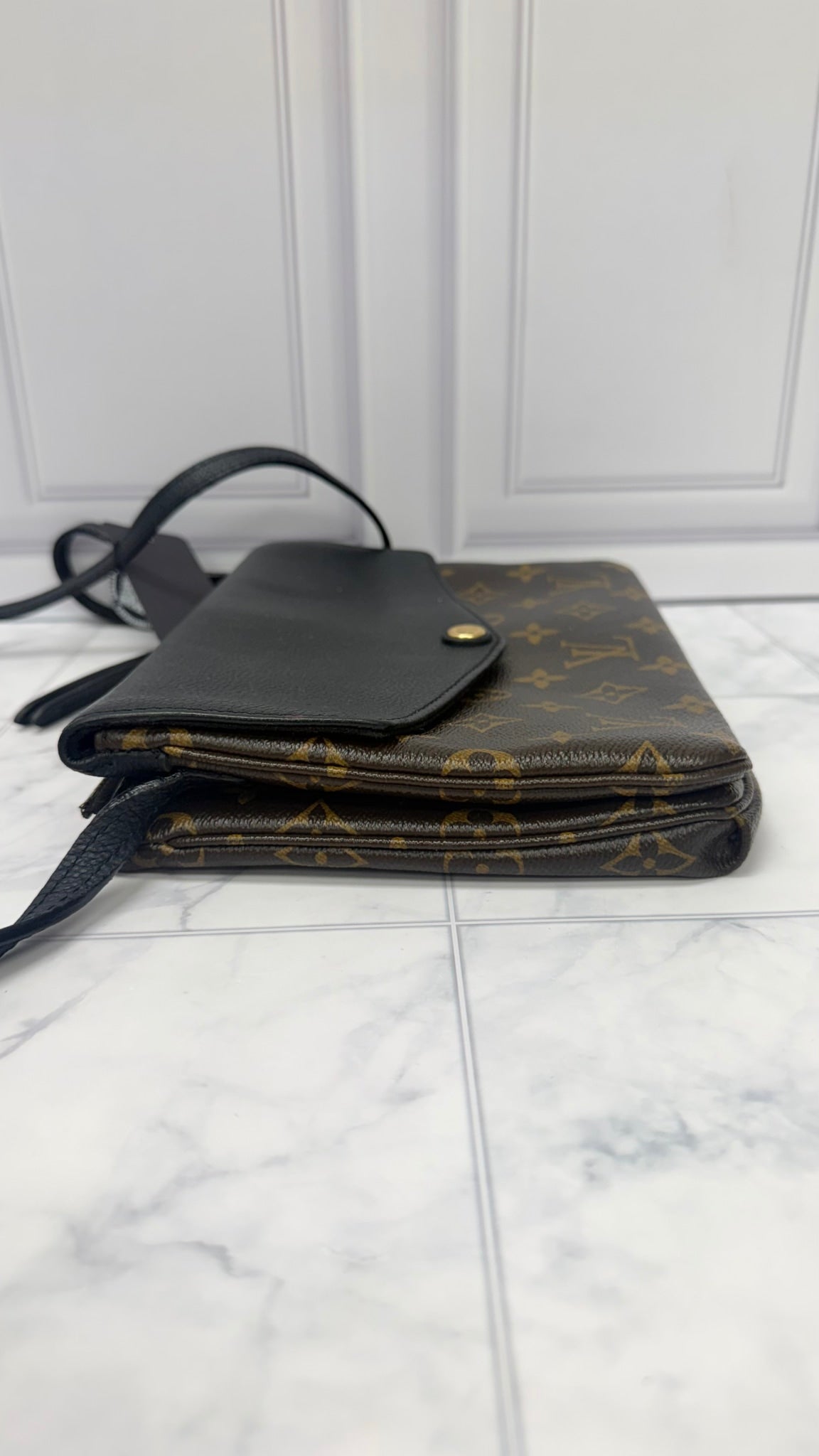 Louis Vuitton Monogram Black Leather Twice Pochette Crossbody Bag