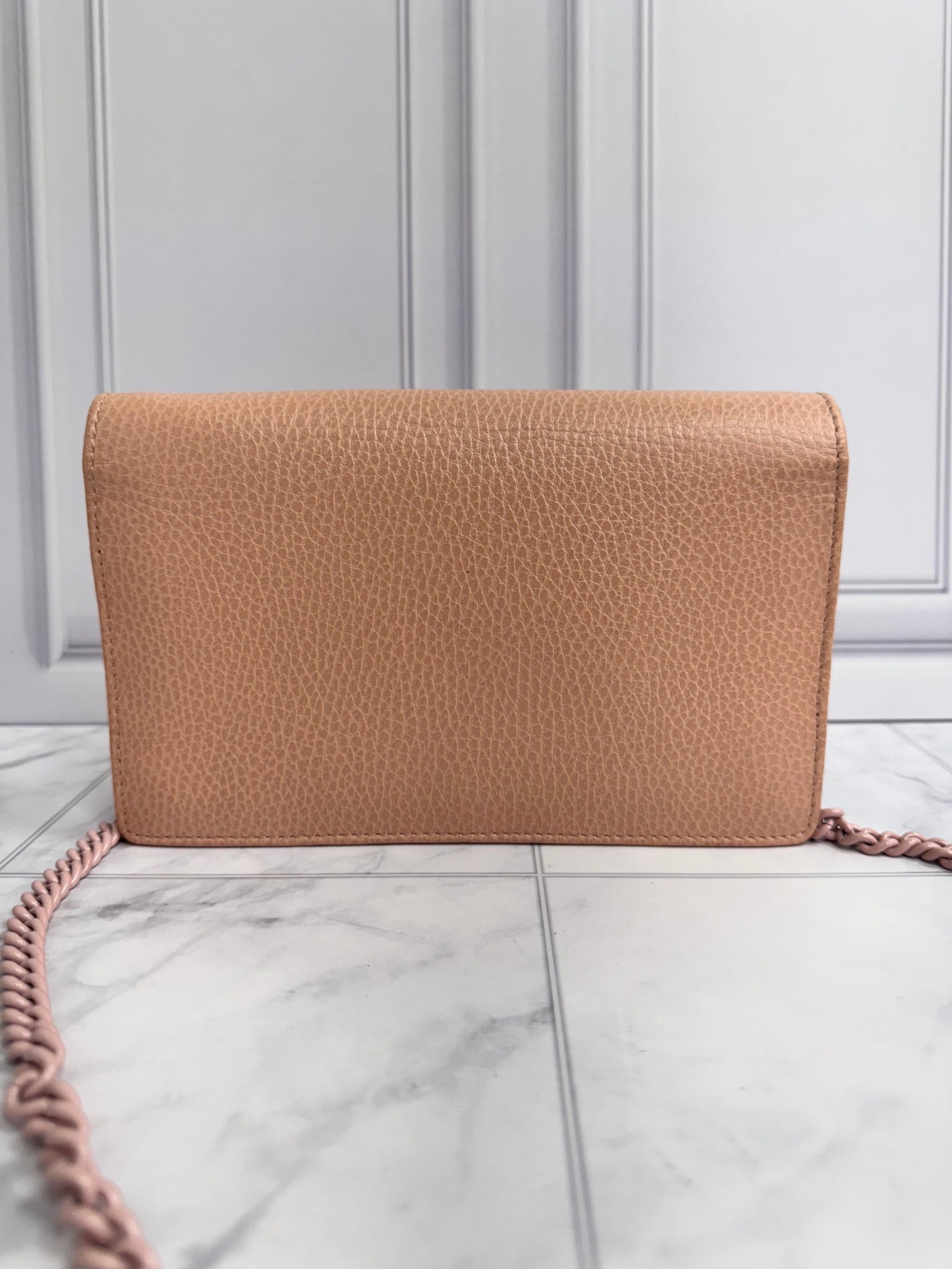 Gucci Pink Pebbled Leather Wallet On A Chain