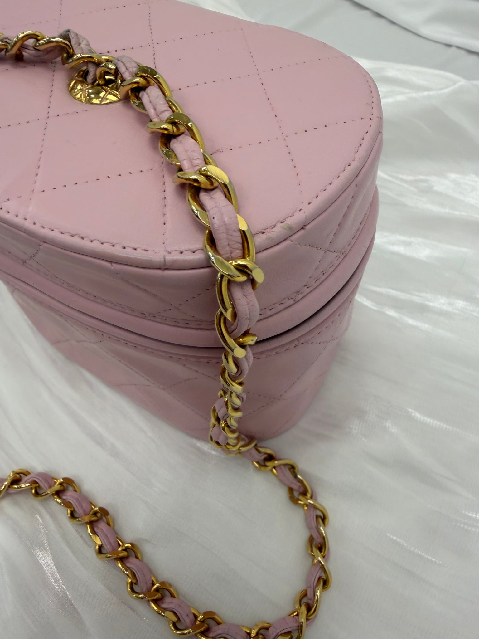 Chanel Pink Quilted Lambskin Round Vanity Bag