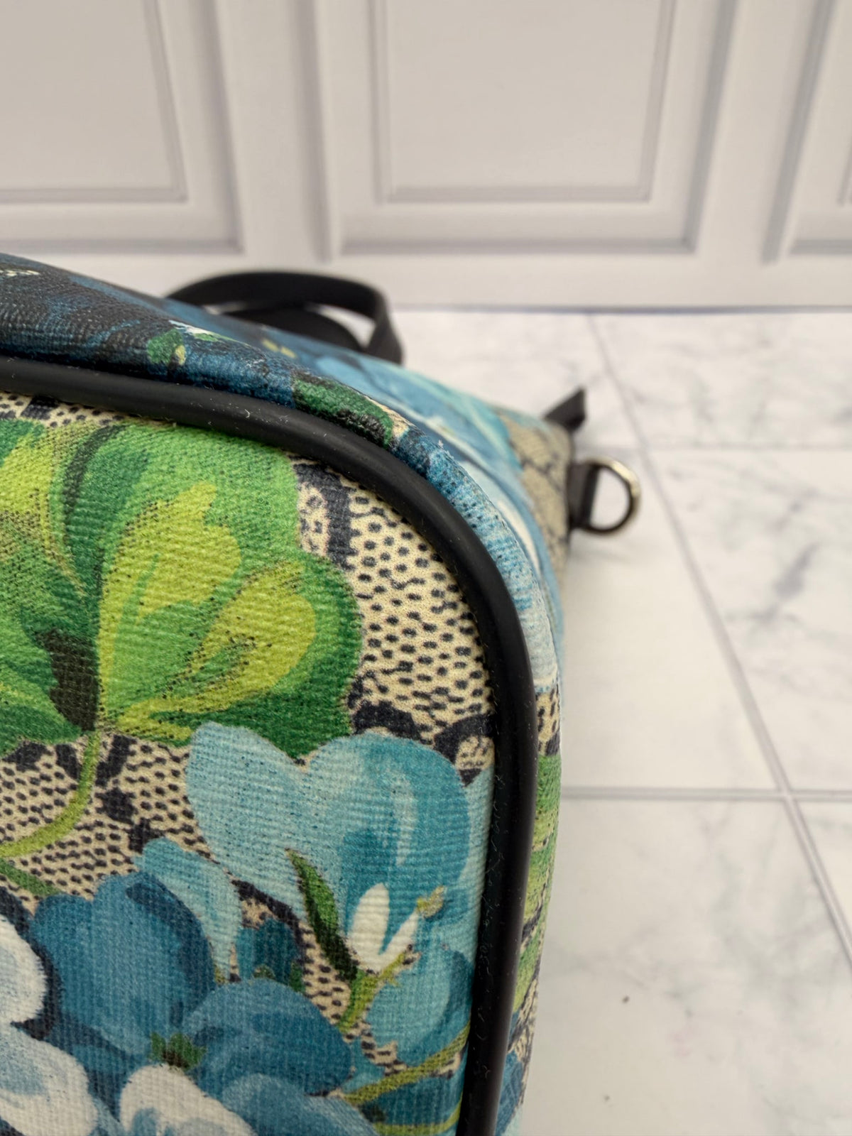 Gucci GG Supreme Blooms Small Tote Bag
