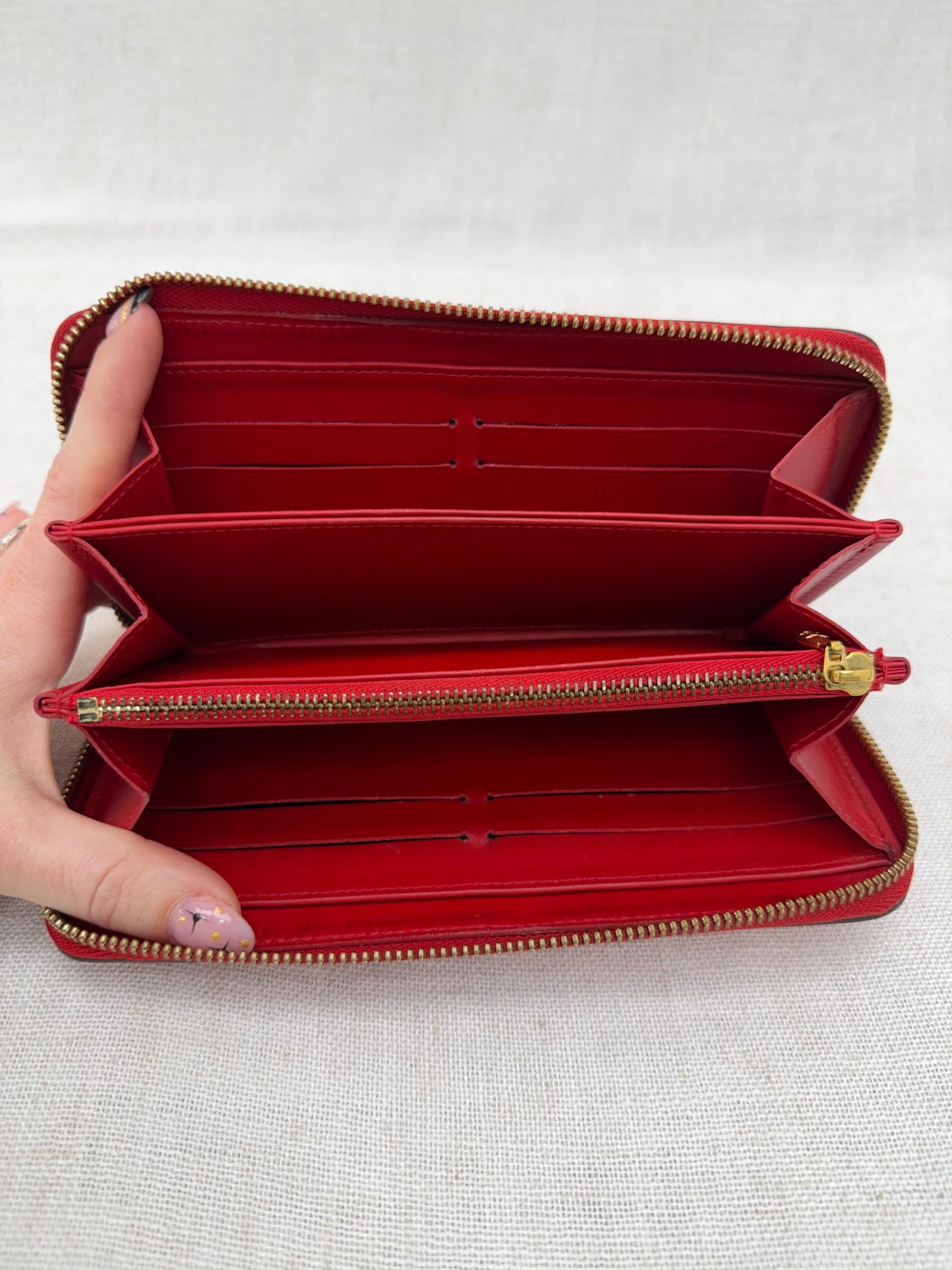 Louis Vuitton Sweet Monogram Patent Leather Zippy Wallet