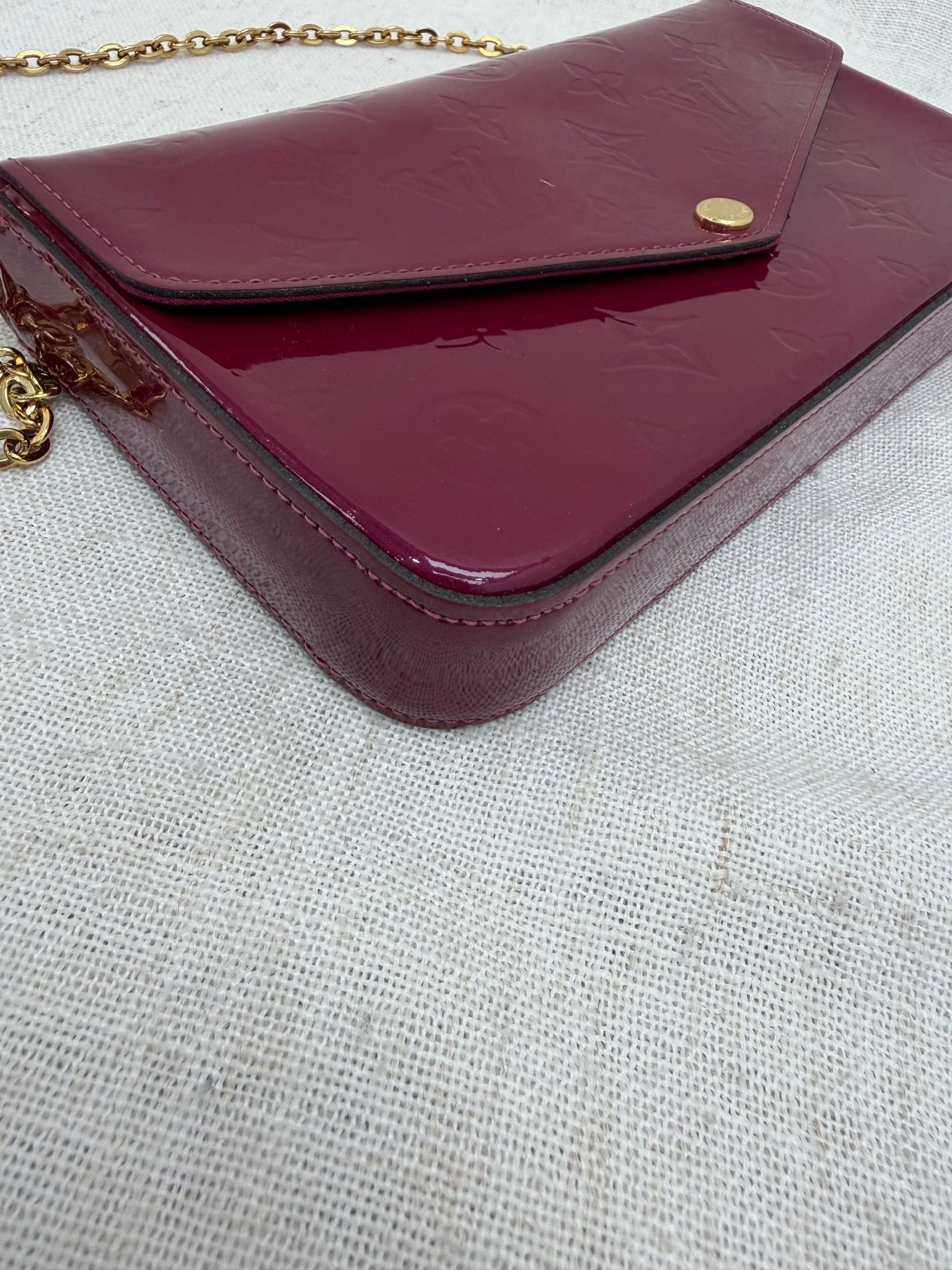 Louis Vuitton Raspberry Vernis Felicie Pochette Bag