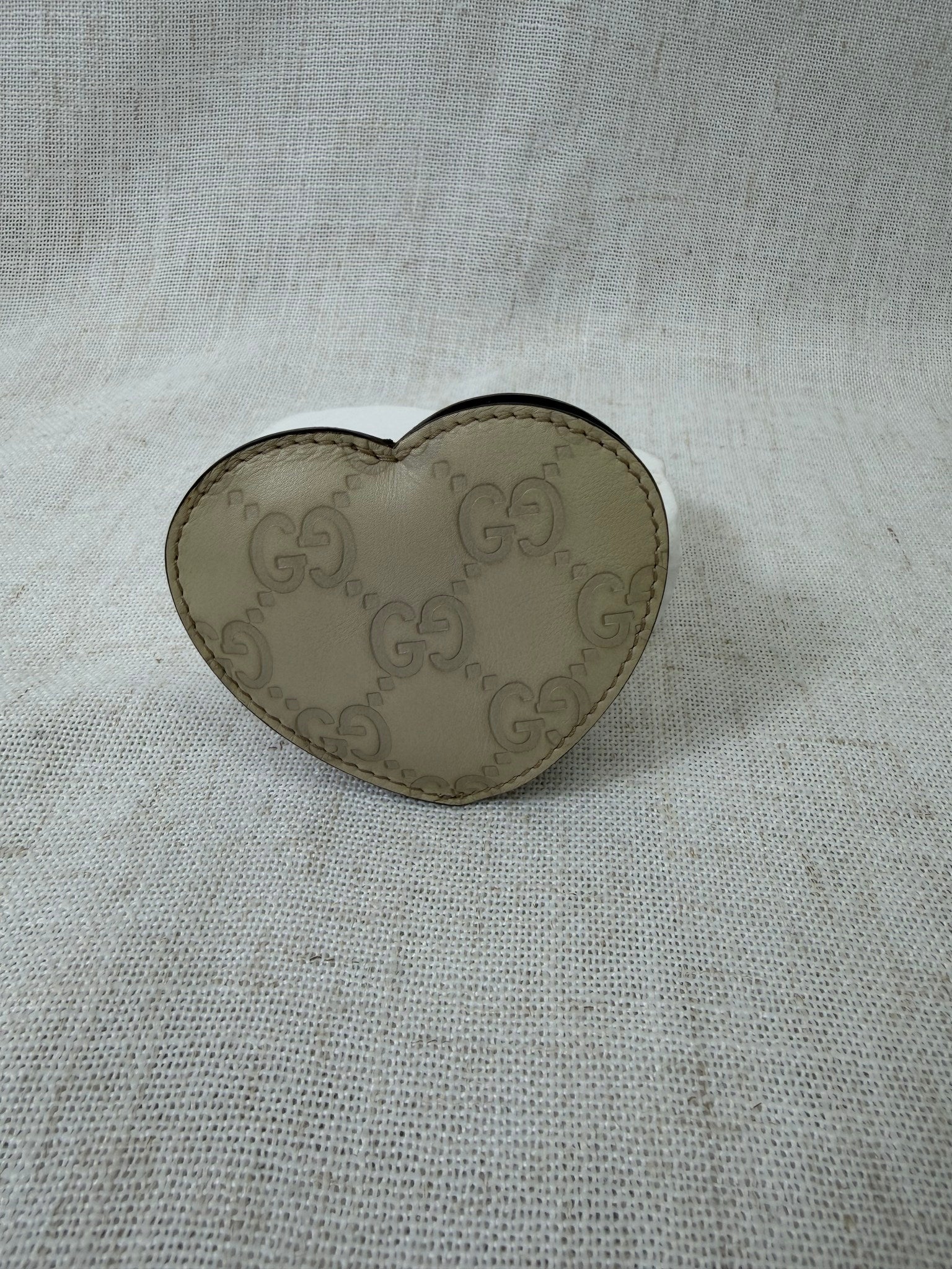 Gucci White Embossed Leather Heart Compact Mirror With Case