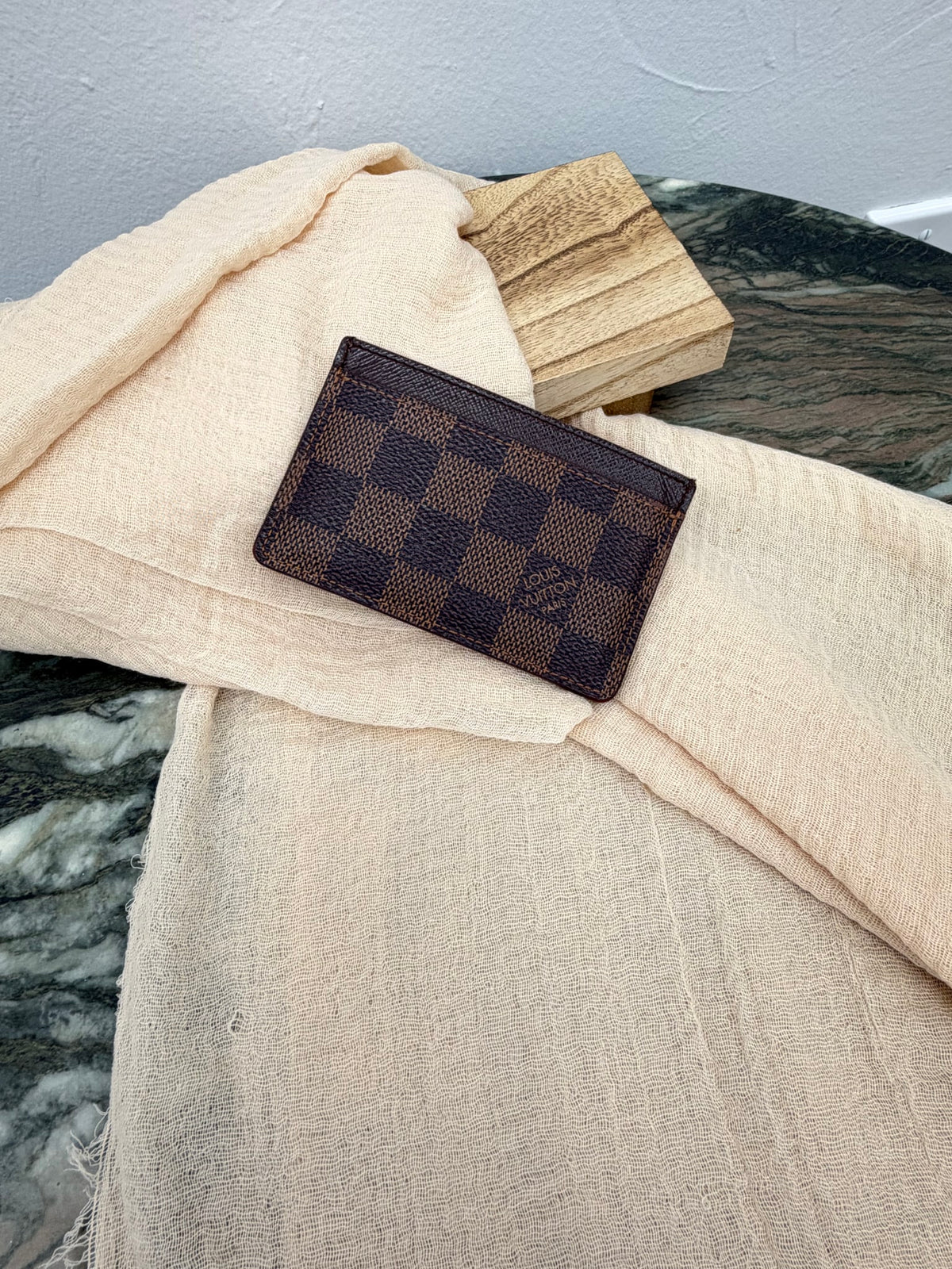 Louis Vuitton Damier Ebene Card Holder