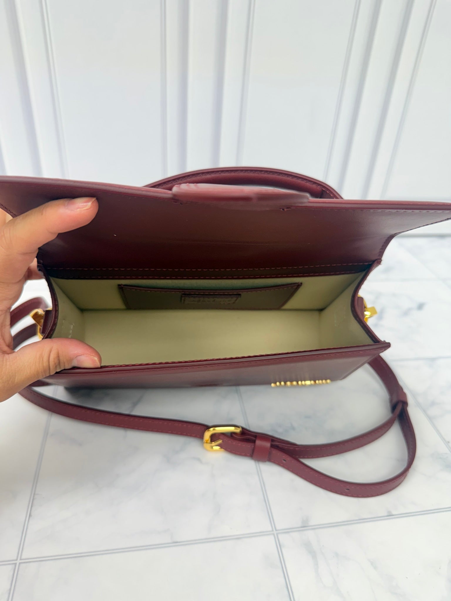 BRAND NEW - Jacquemus Burgundy Leather Le Grand Bambino 2Way Handbag