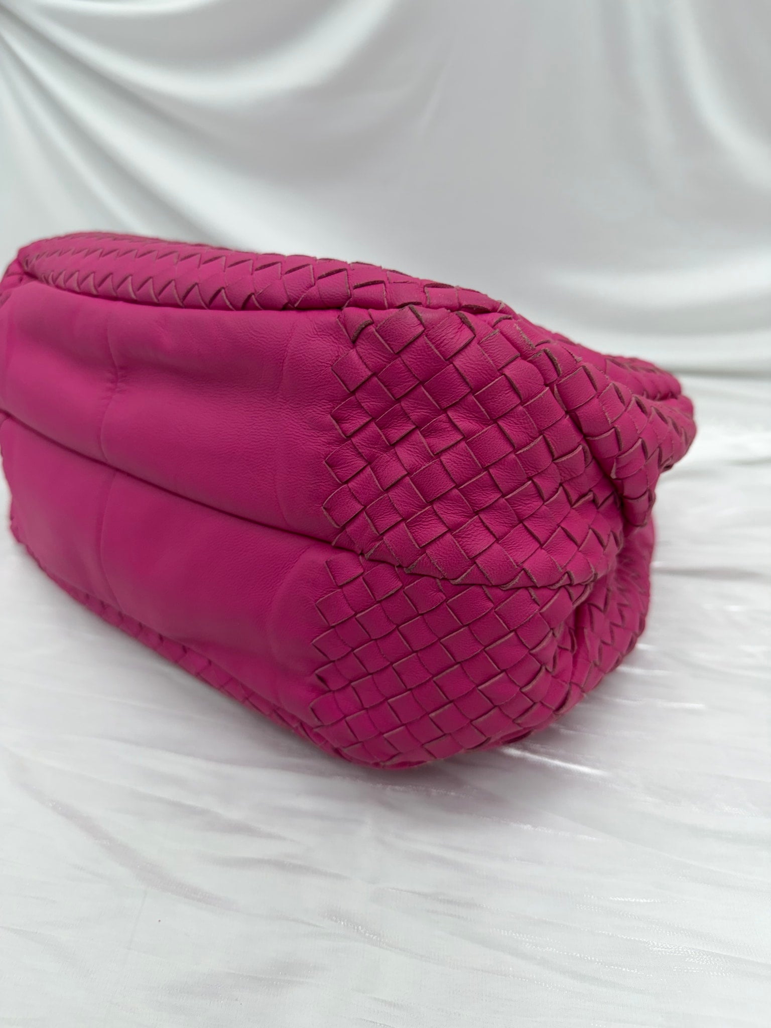Bottega Veneta Pink Intrecciato Leather Hobo Bag