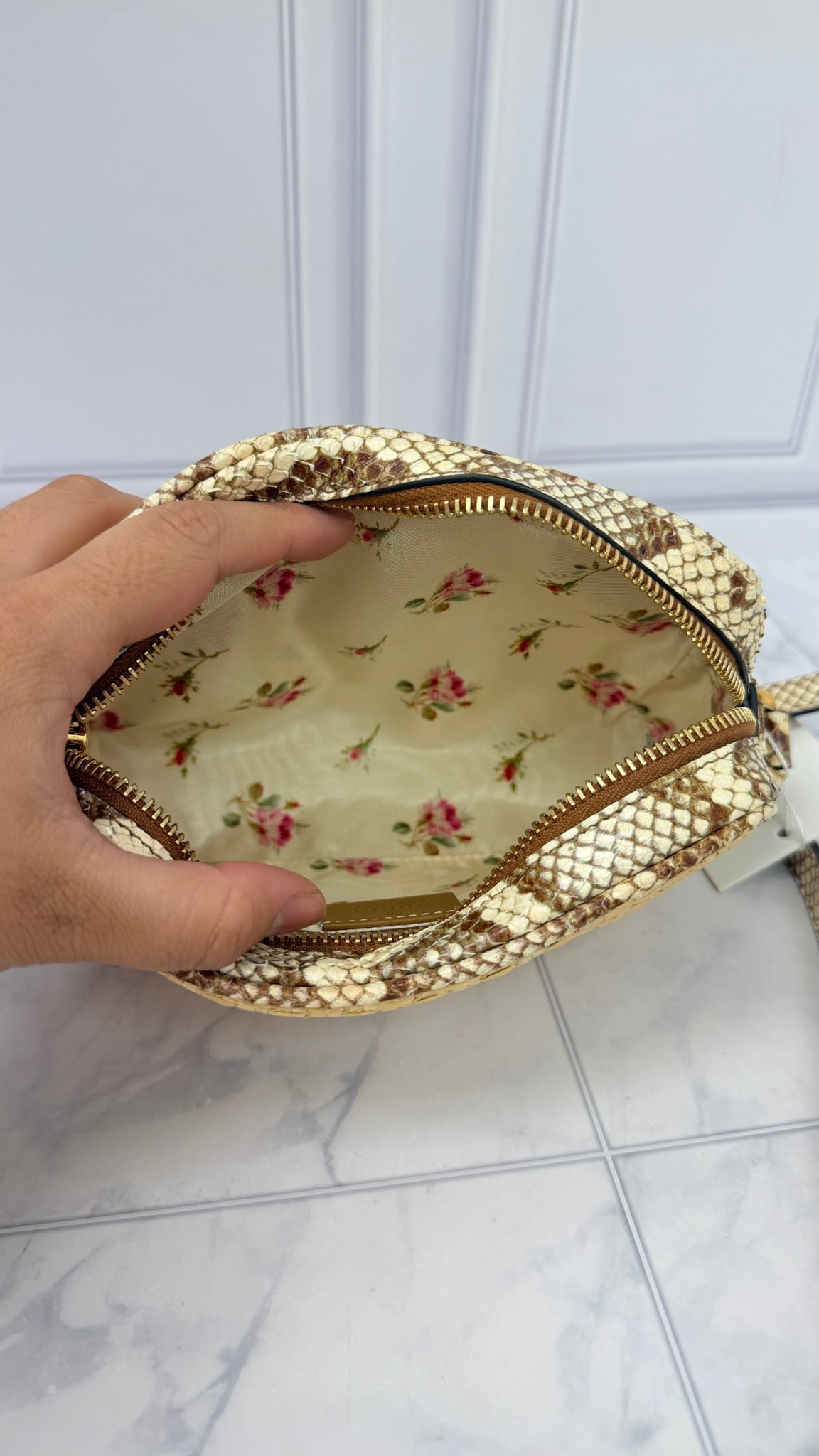 LIKE NEW - Gucci Natural Raffia Python Leather Ophidia Mini Crossbody Bag