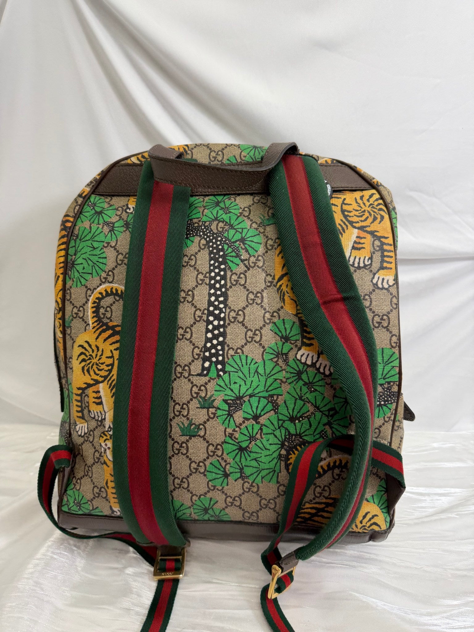 Gucci GG Supreme Tiger Backpack