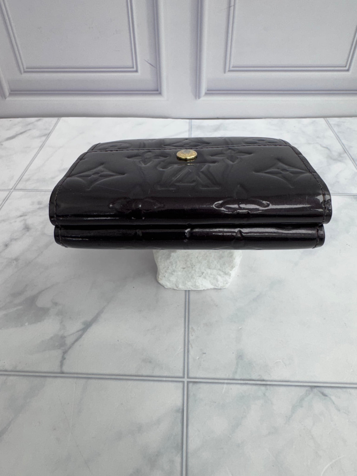 Louis Vuitton Deep Burgundy Vernis Monogram Elise Wallet