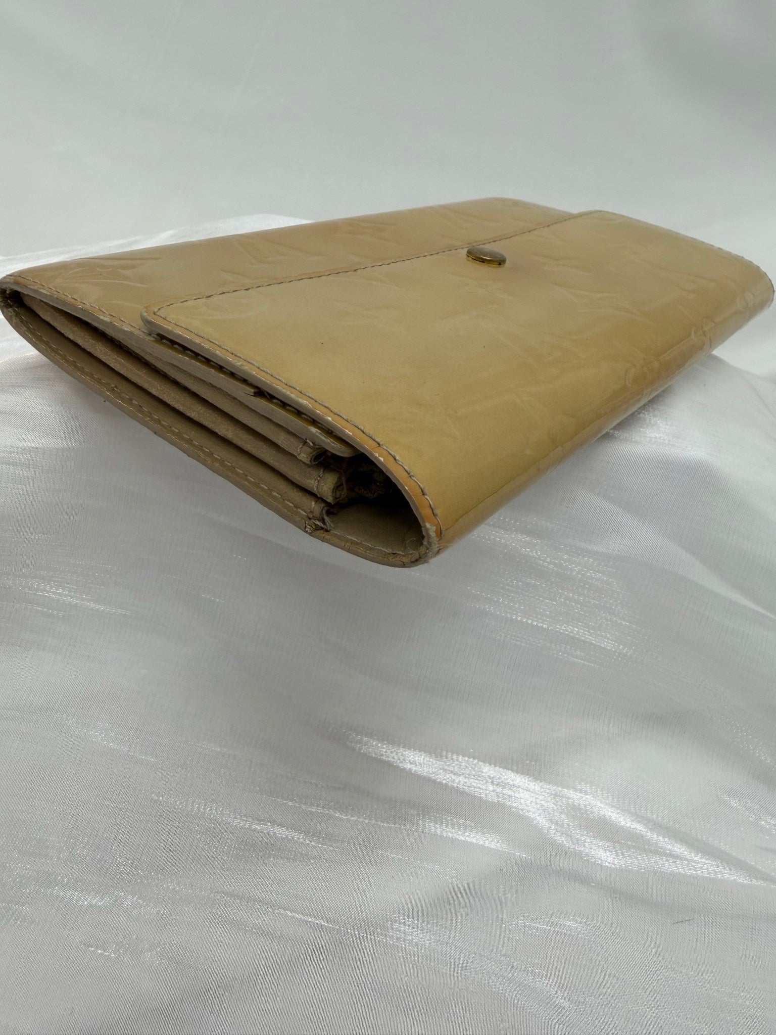 Louis Vuitton Yellow Vernis Sarah Wallet