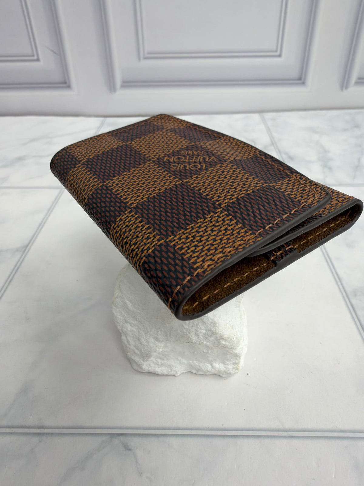 LIKE NEW - Louis Vuitton Damier Ebene Cufflinks Case