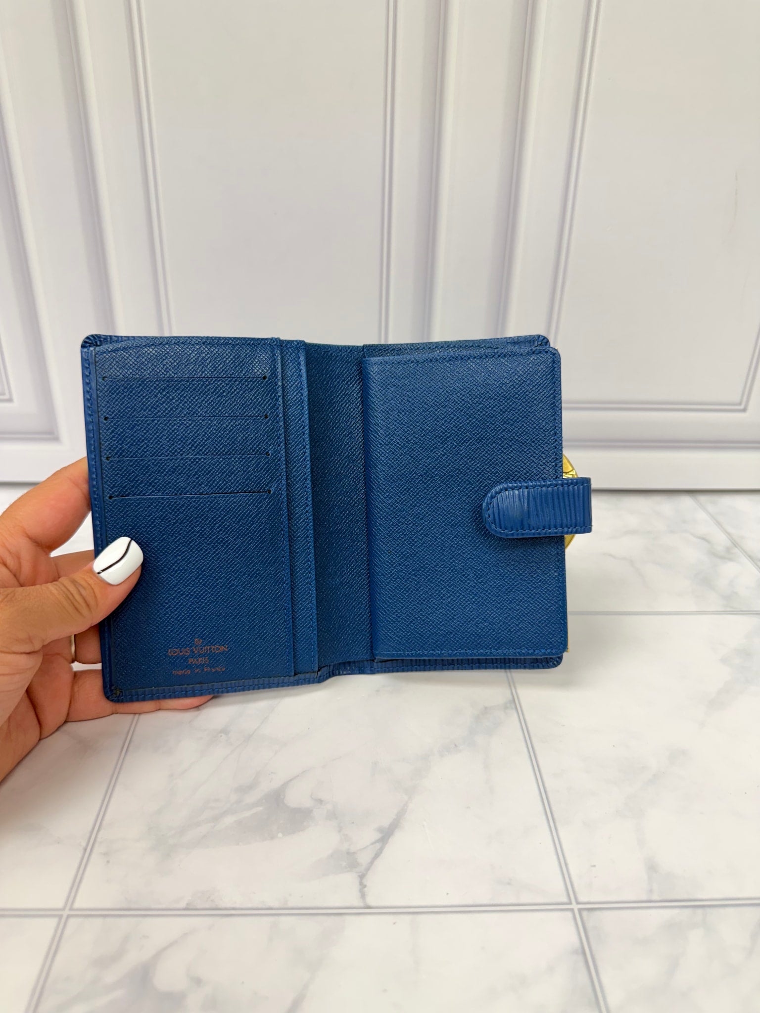 Louis Vuitton Blue Epi Leather Kisslock Wallet
