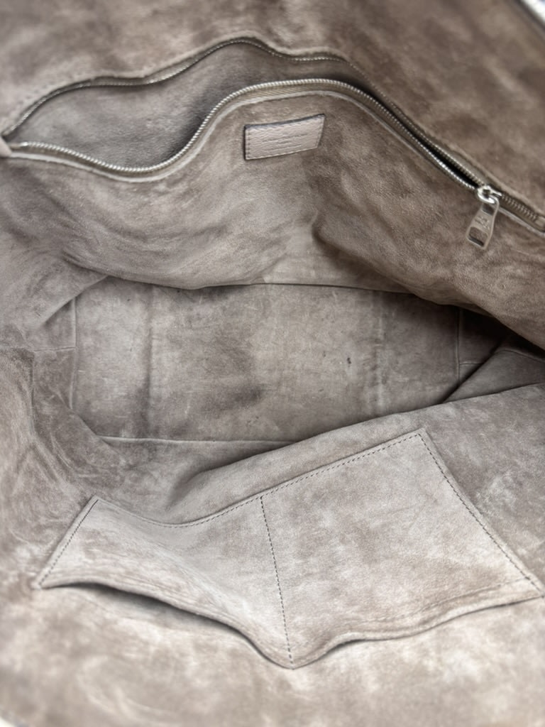Louis Vuitton Beige Grained Leather Soft Lockit MM Handbag