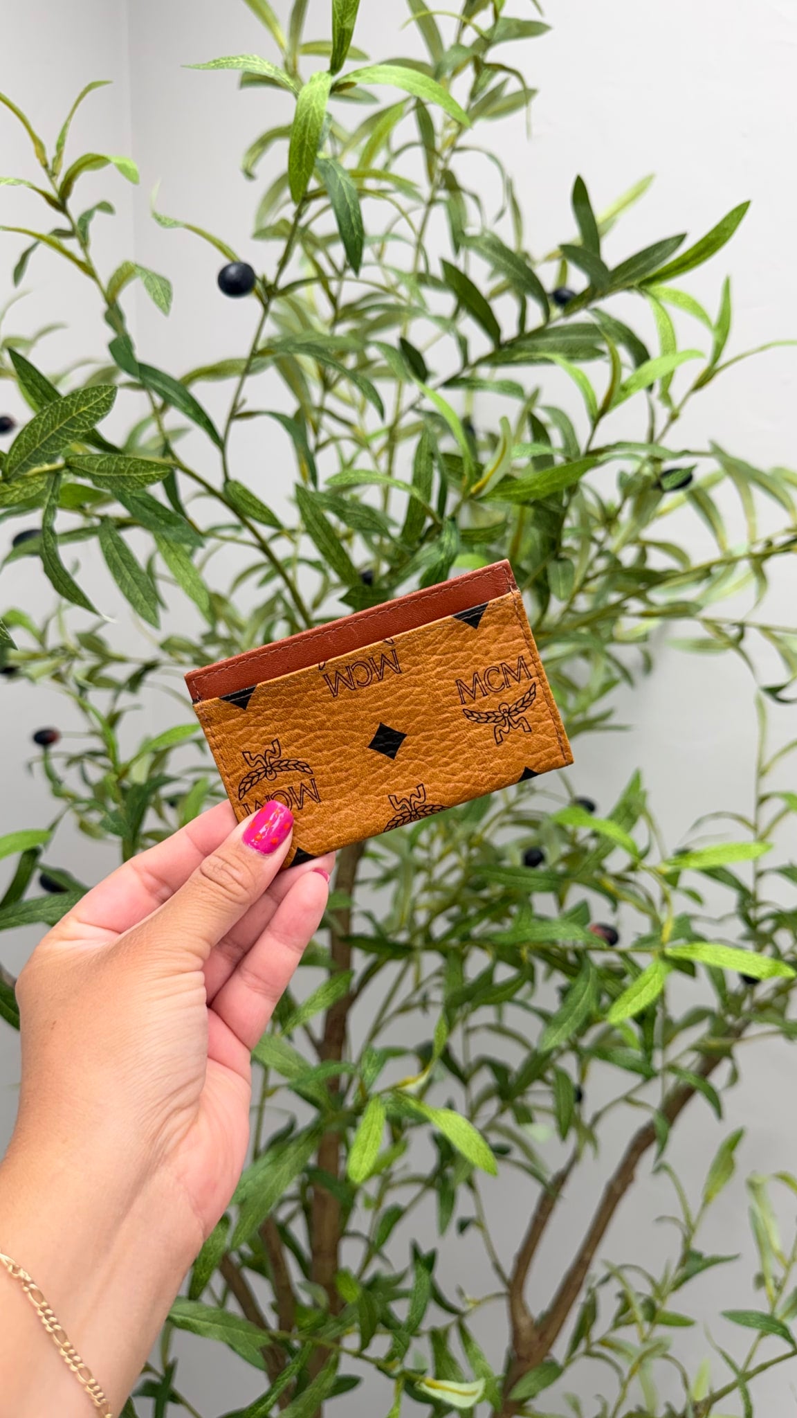 MCM Brown Visettos Canvas Card Holder