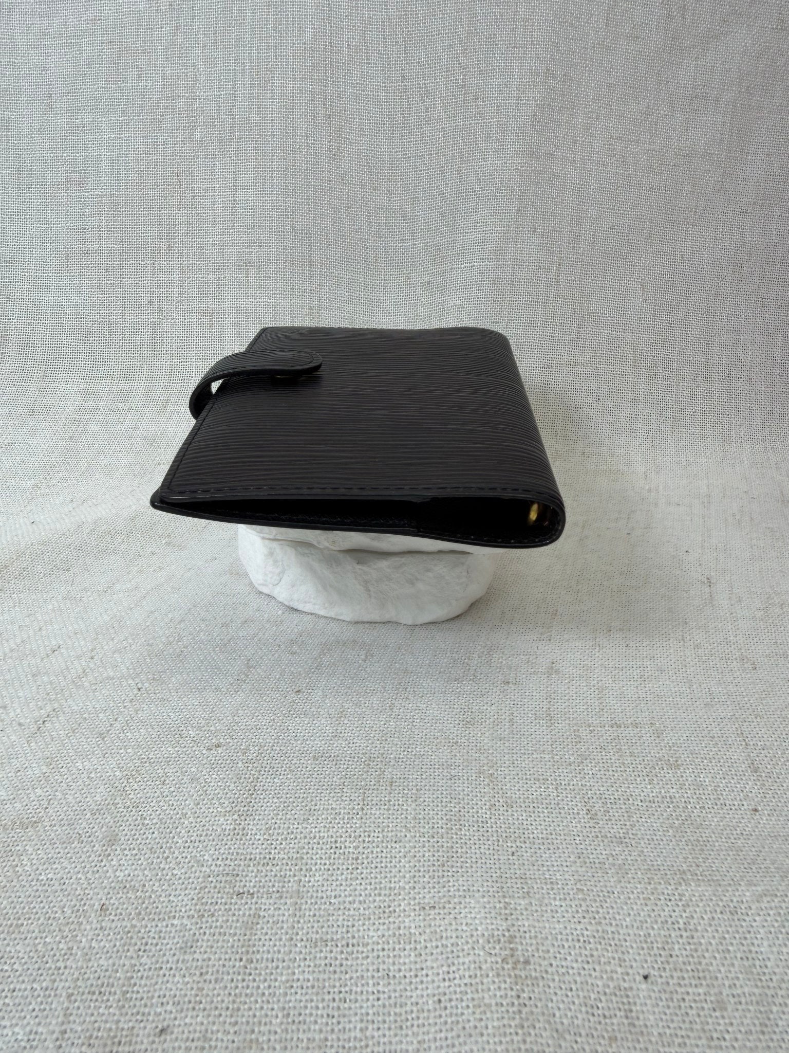 Louis Vuitton Black Epi Leather Passport Agenda PM