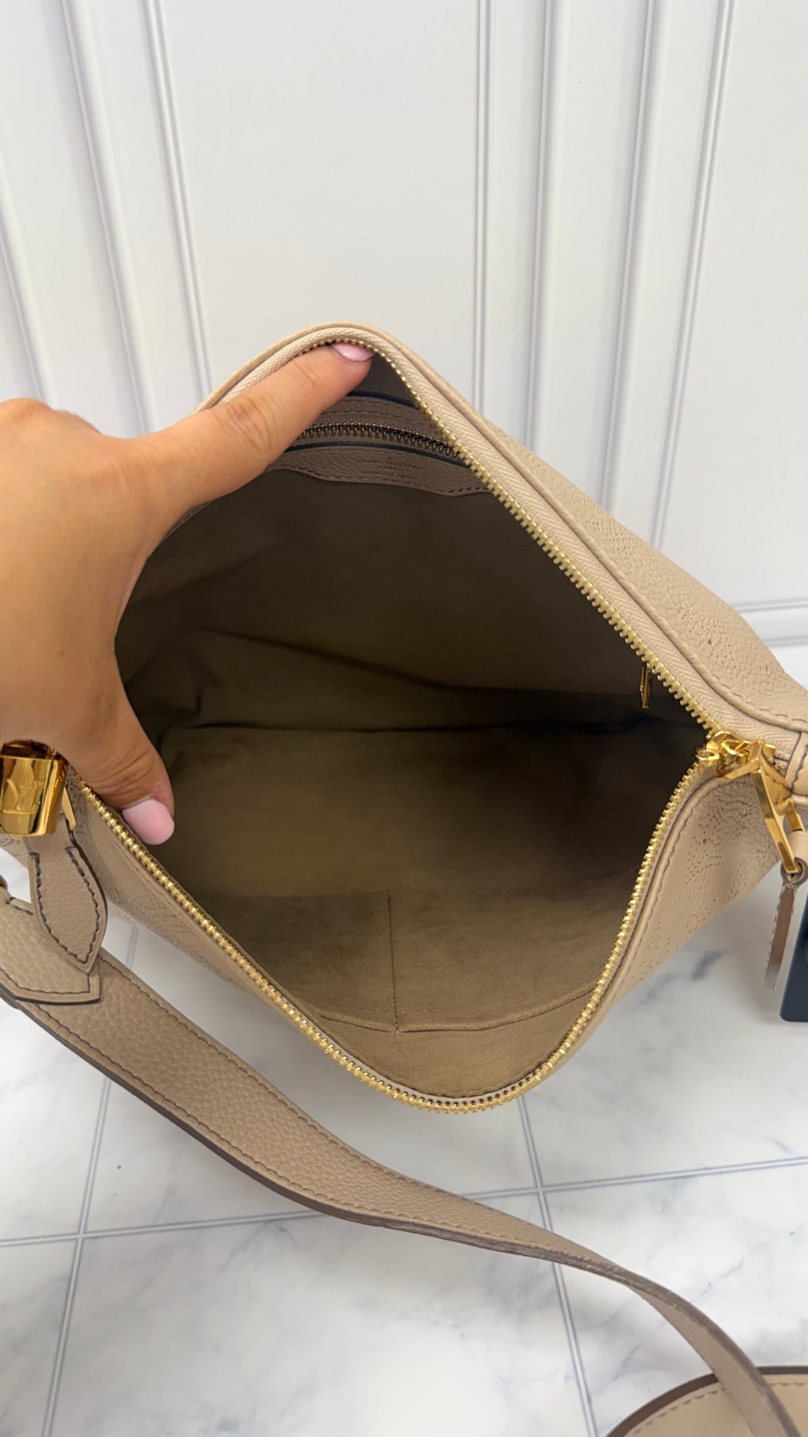 LIKE NEW - Louis Vuitton Beige Monogram Perforated Mahina Leather Selene PM Shoulder Bag