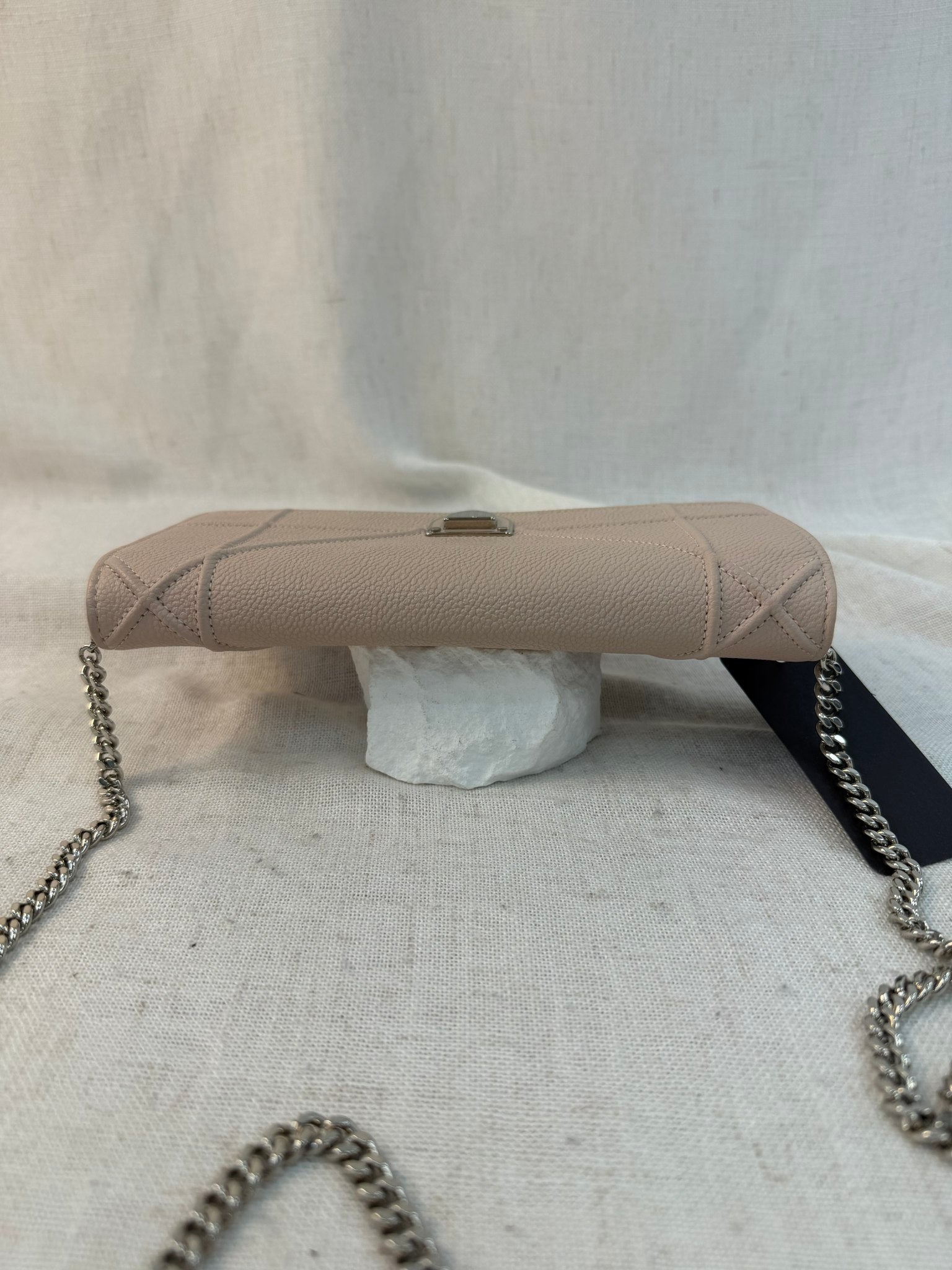 Christian Dior Light Pink Leather Diorama Wallet On Chain
