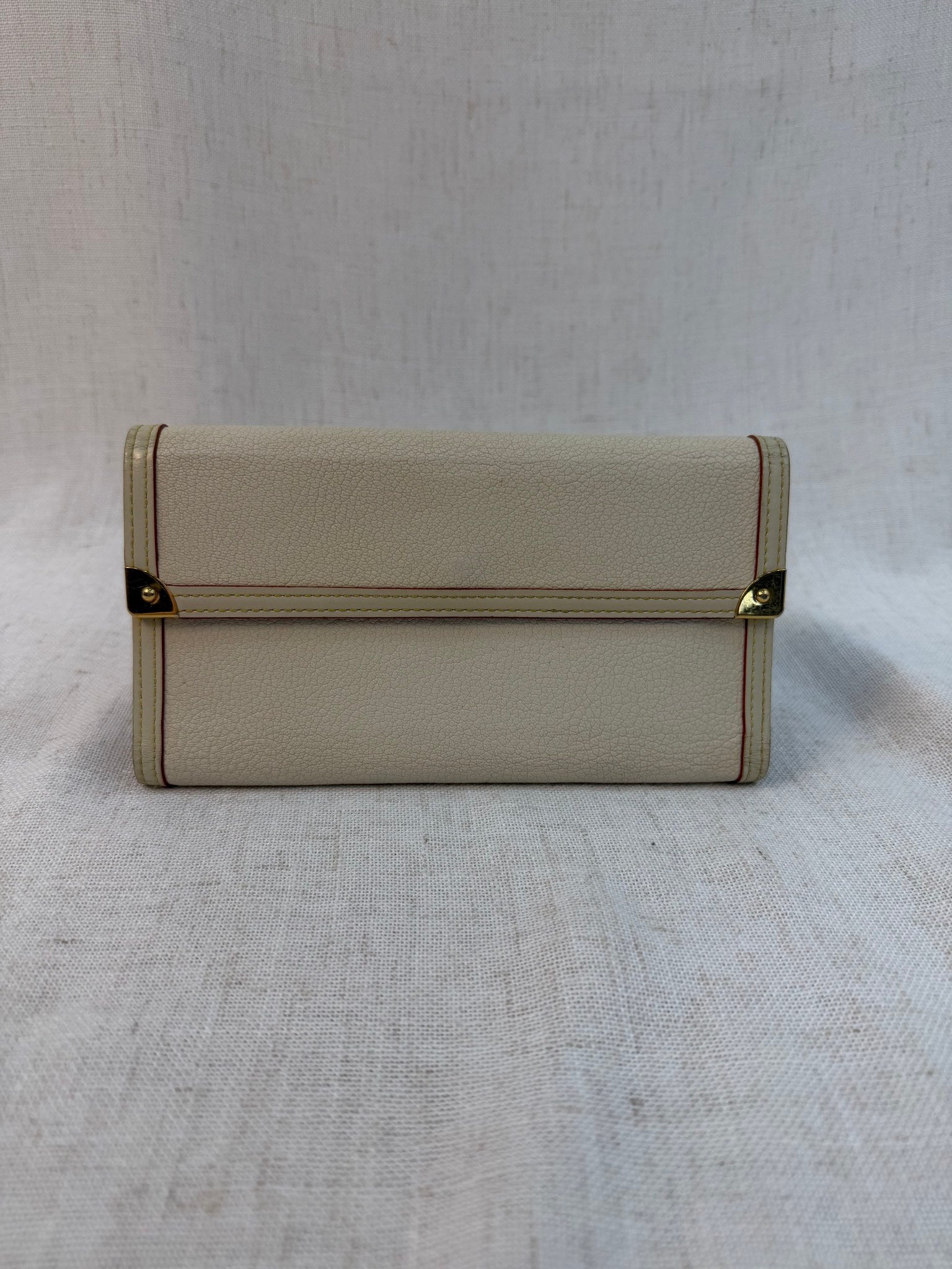 Louis Vuitton Cream Leather Suhali International Wallet