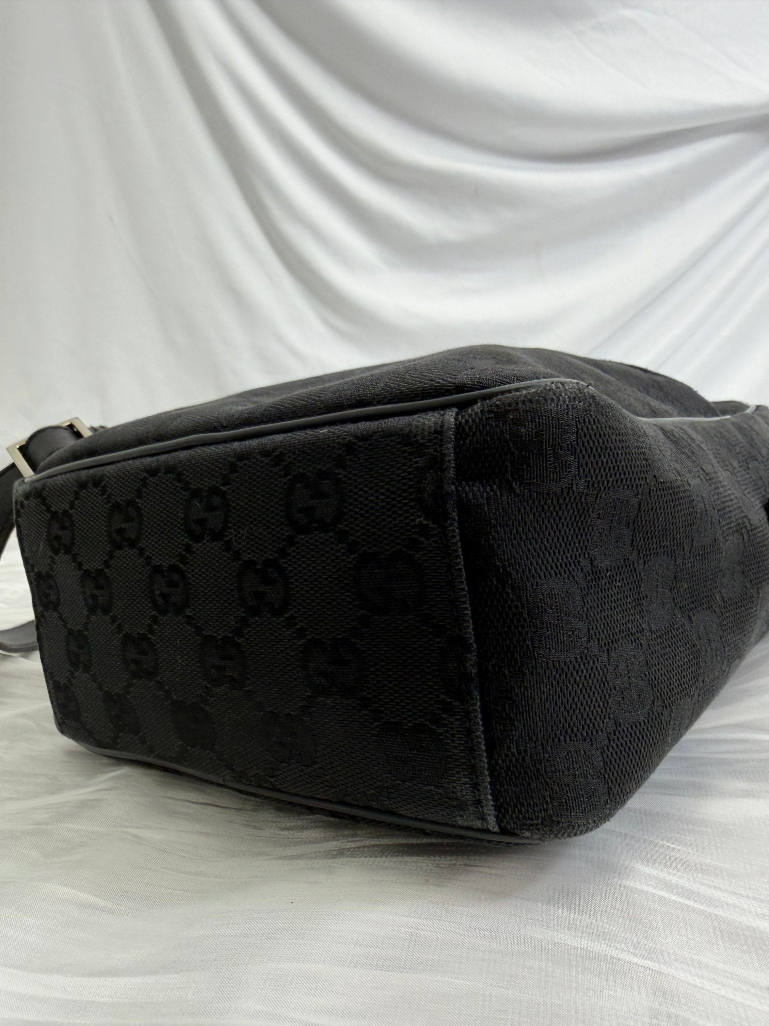 Gucci GG Black Canvas Messenger Bag