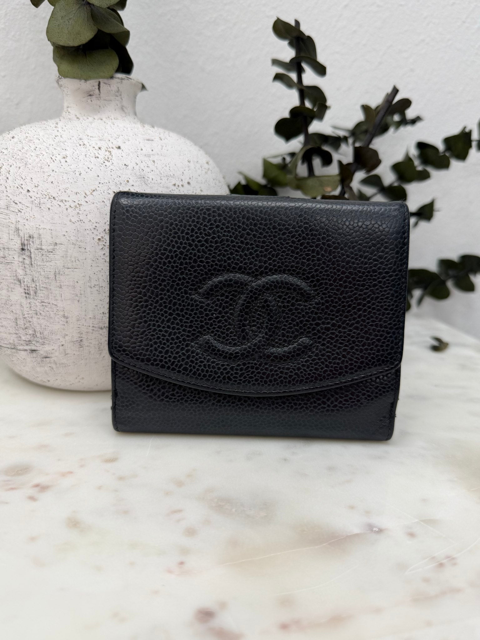Chanel Vintage Black Caviar Leather CC Compact Wallet