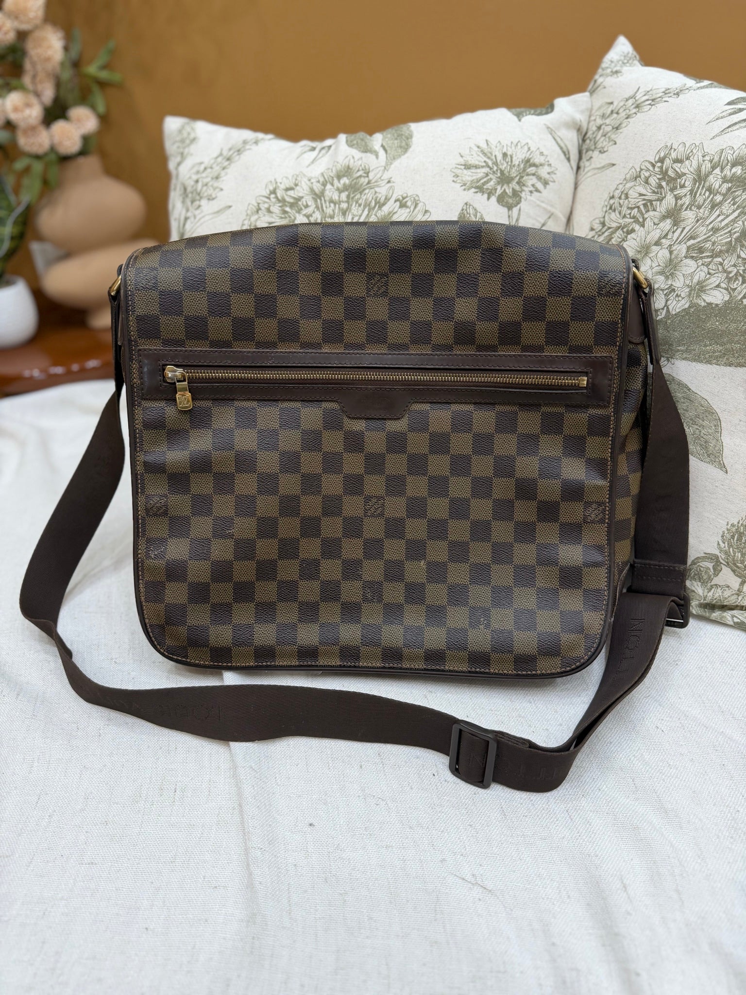Louis Vuitton Damier Ebene Spencer Messenger Bag