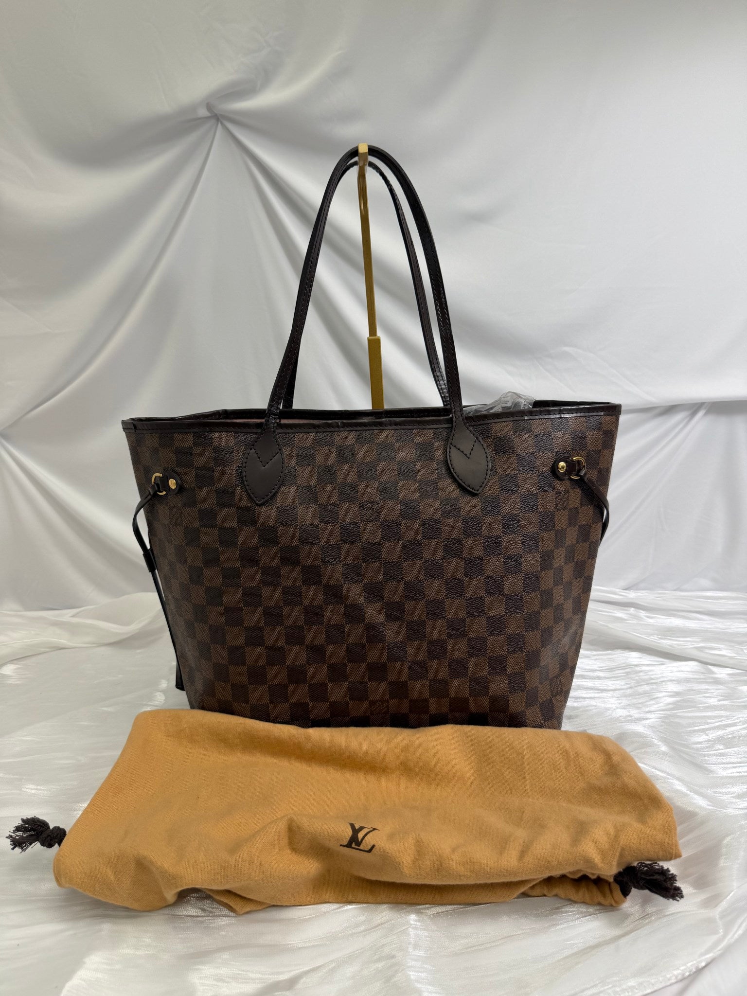 Louis Vuitton Damier Ebene Neverfull MM Ballerine Interior