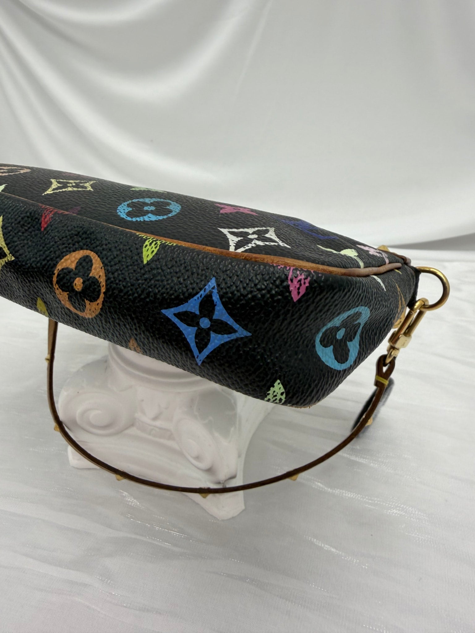 Louis Vuitton Black Multicolor Monogram Pochette Shoulder Bag