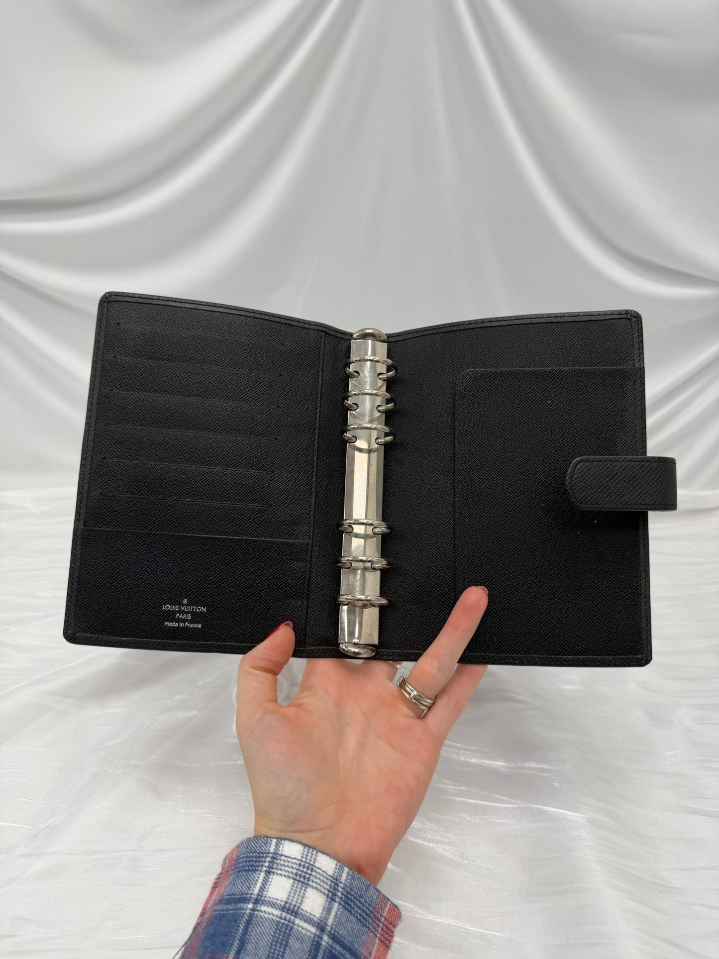https://res.cloudinary.com/dyql5hig8/image/upload/v1760120657/vp9ahle4w0a4lt7xijit.jpg