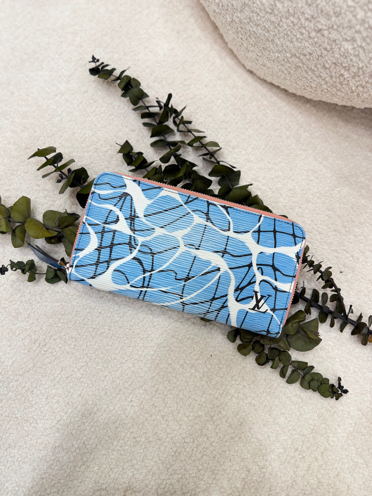 Louis Vuitton Aqua Print Epi Limited Edition Zippy Wallet