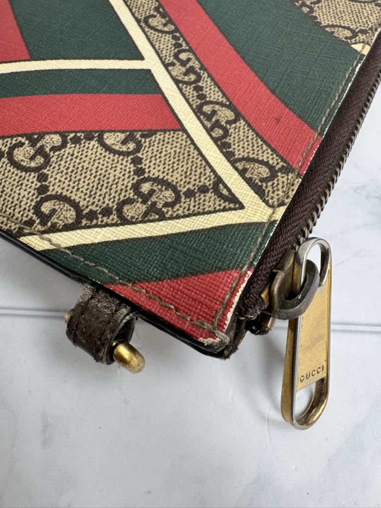 Gucci GG Supreme Red And Green Chevron Clutch